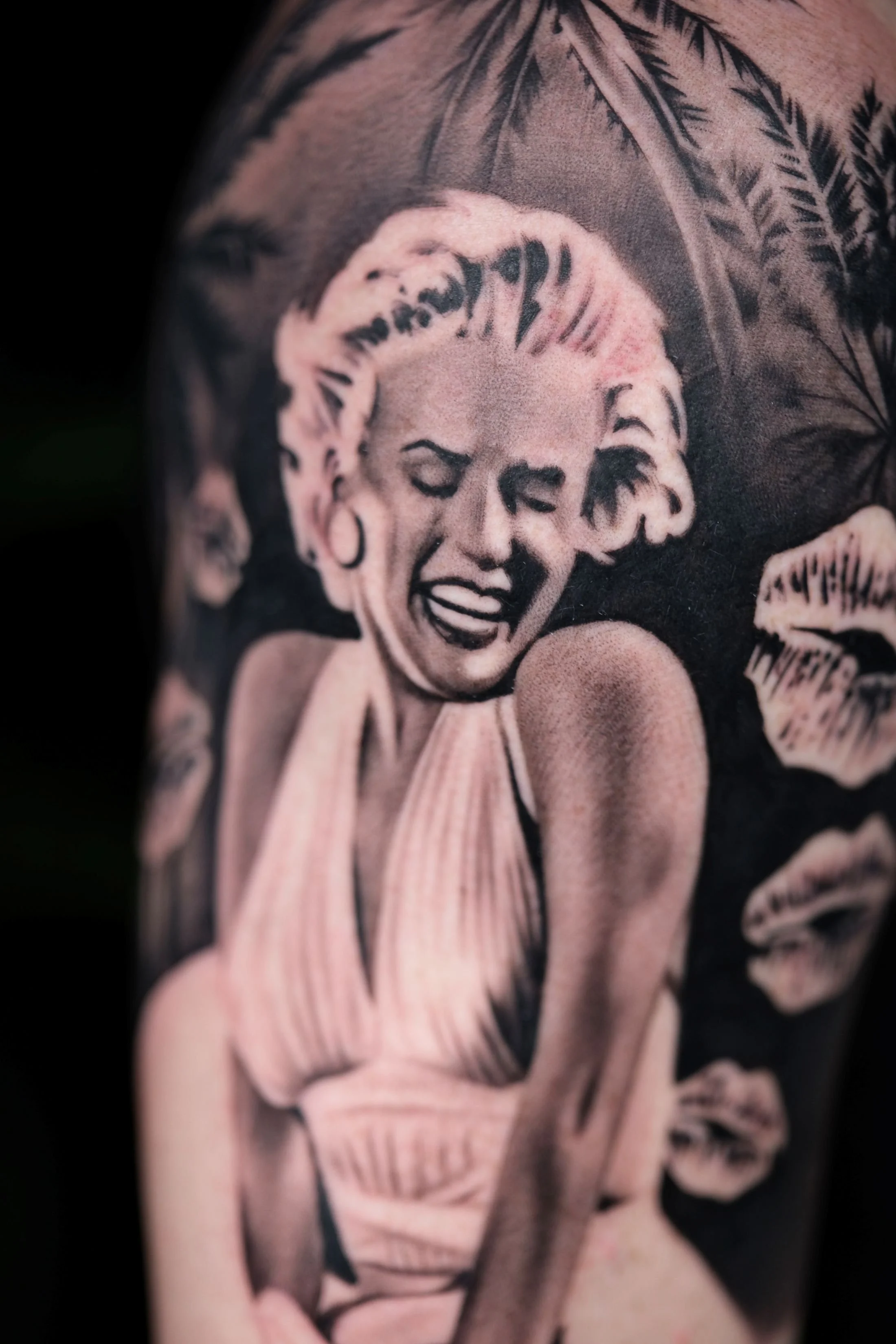 ciaran-harrington-marilyn-monroe-portrait-black-and-grey-tattoo-cambridge.jpg