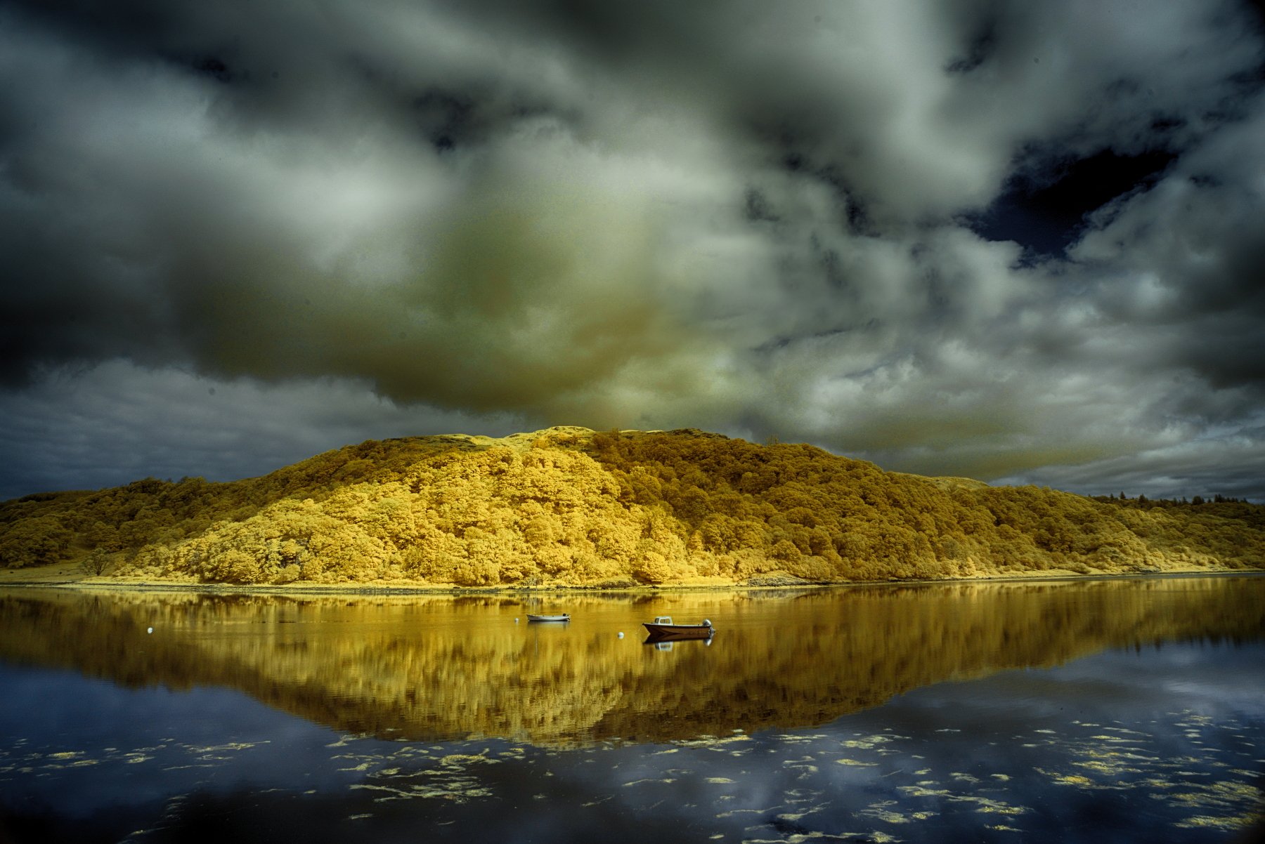 Infrared Scotland75.JPG
