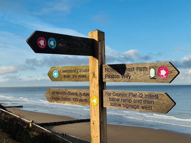 Coastal walk between Cromer and Overstrand, with beach stroll and cliff top views