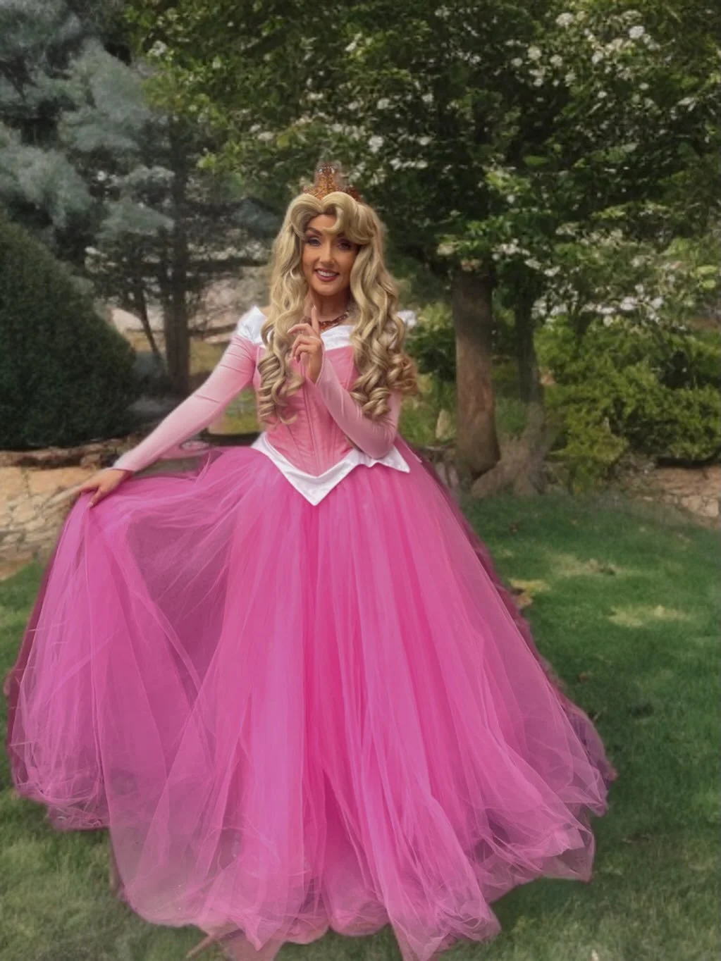 I walked with you once upon a dream 🩷✨

www.enchantedroseparties.co.uk 

#princessparties #princessparty #nottingham #derby #eastmidlands