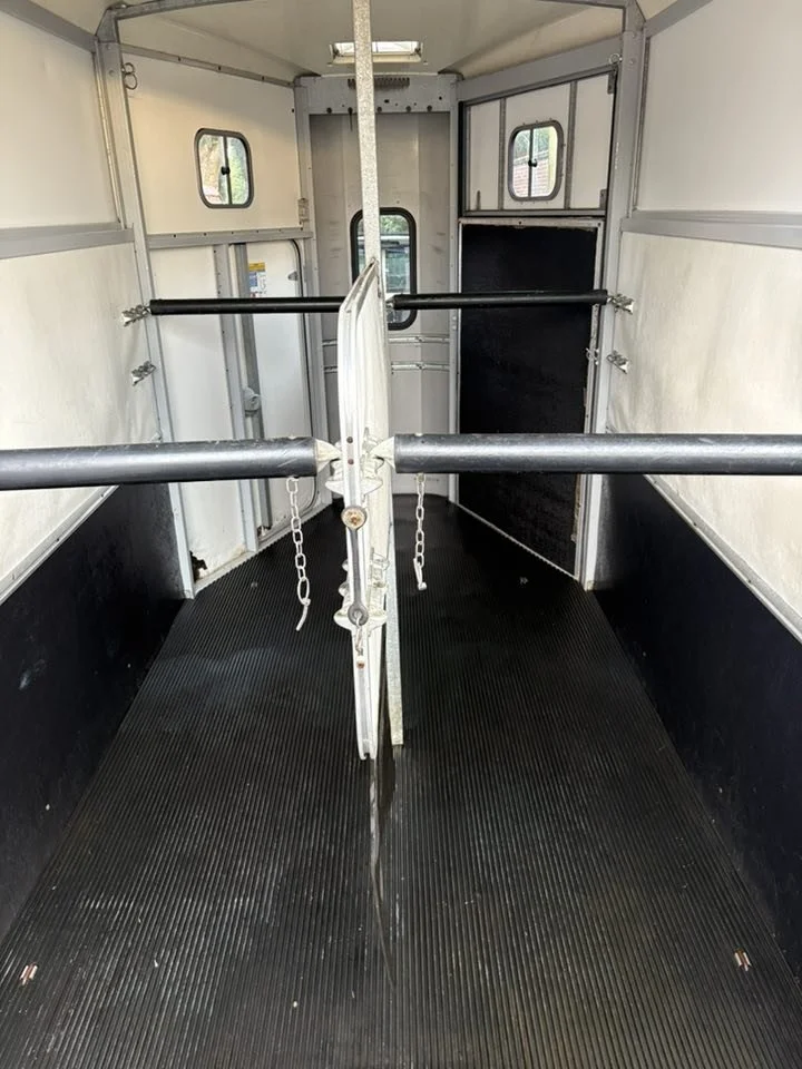 immaculate HB511 horse trailer Yorkshire