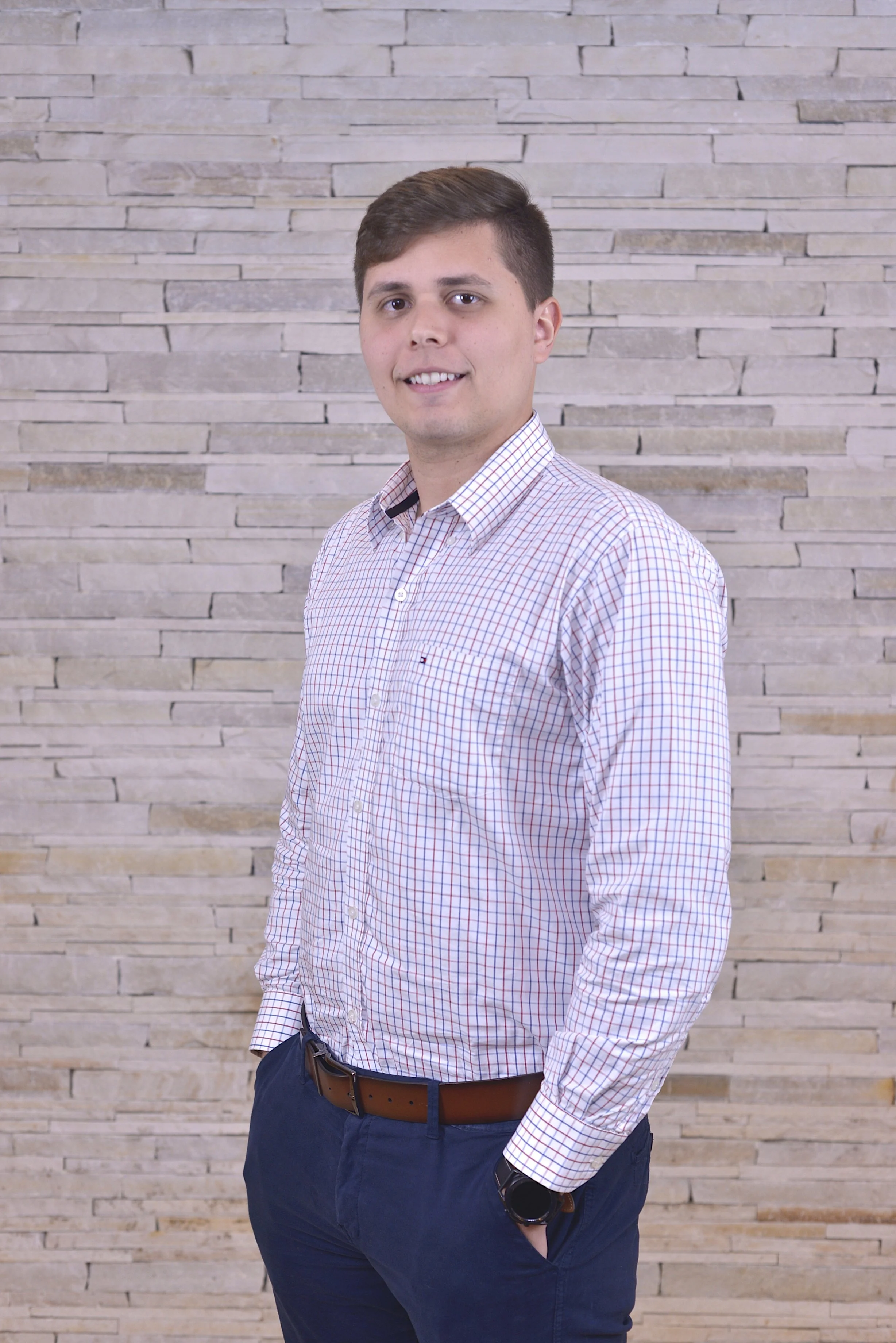 ENGLISH STUDENT SPOTLIGHT: Pedro Henrique Giacomeli de Almeida