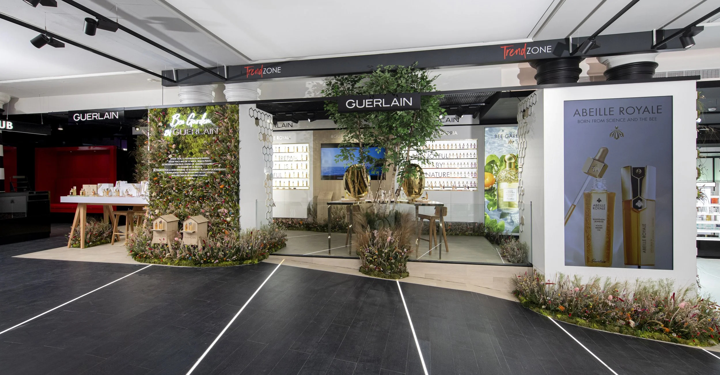 Guerlain_Floral Installation