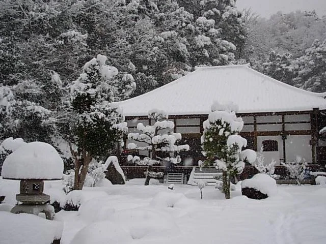 Gyokuryiji in the snow