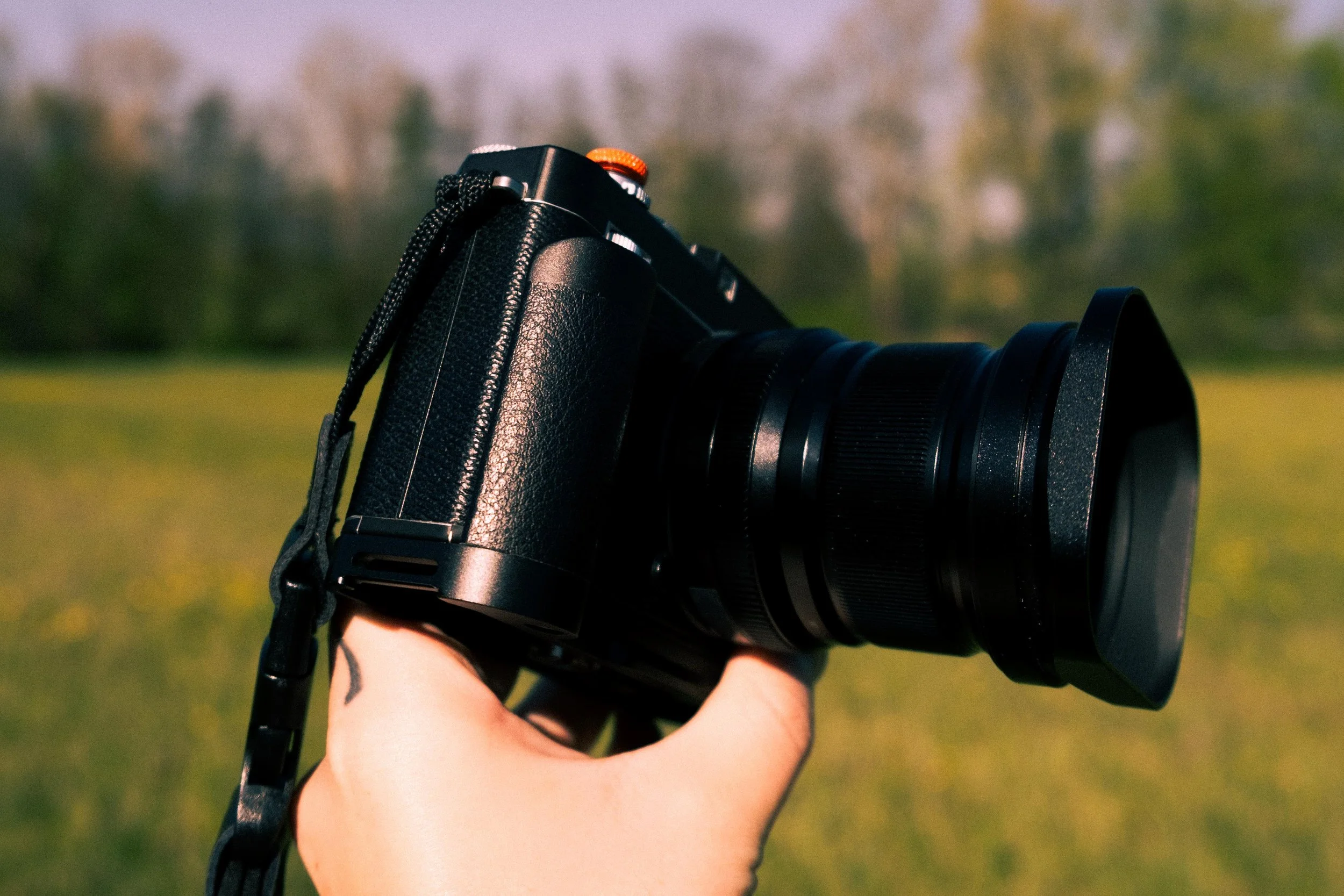 The must-have accessories for your Fujifilm X-E4.