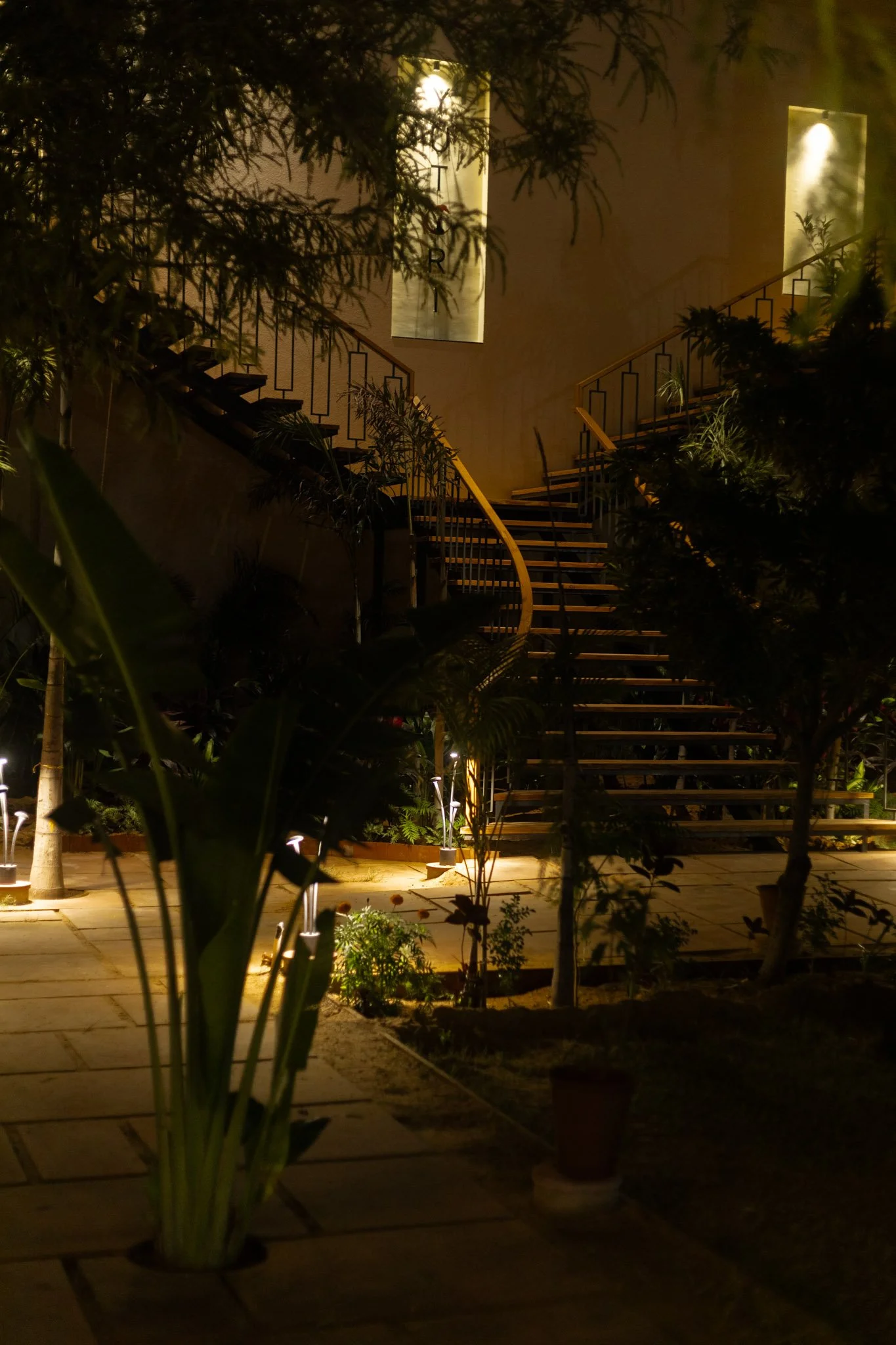 to upload on website 3-41.jpg