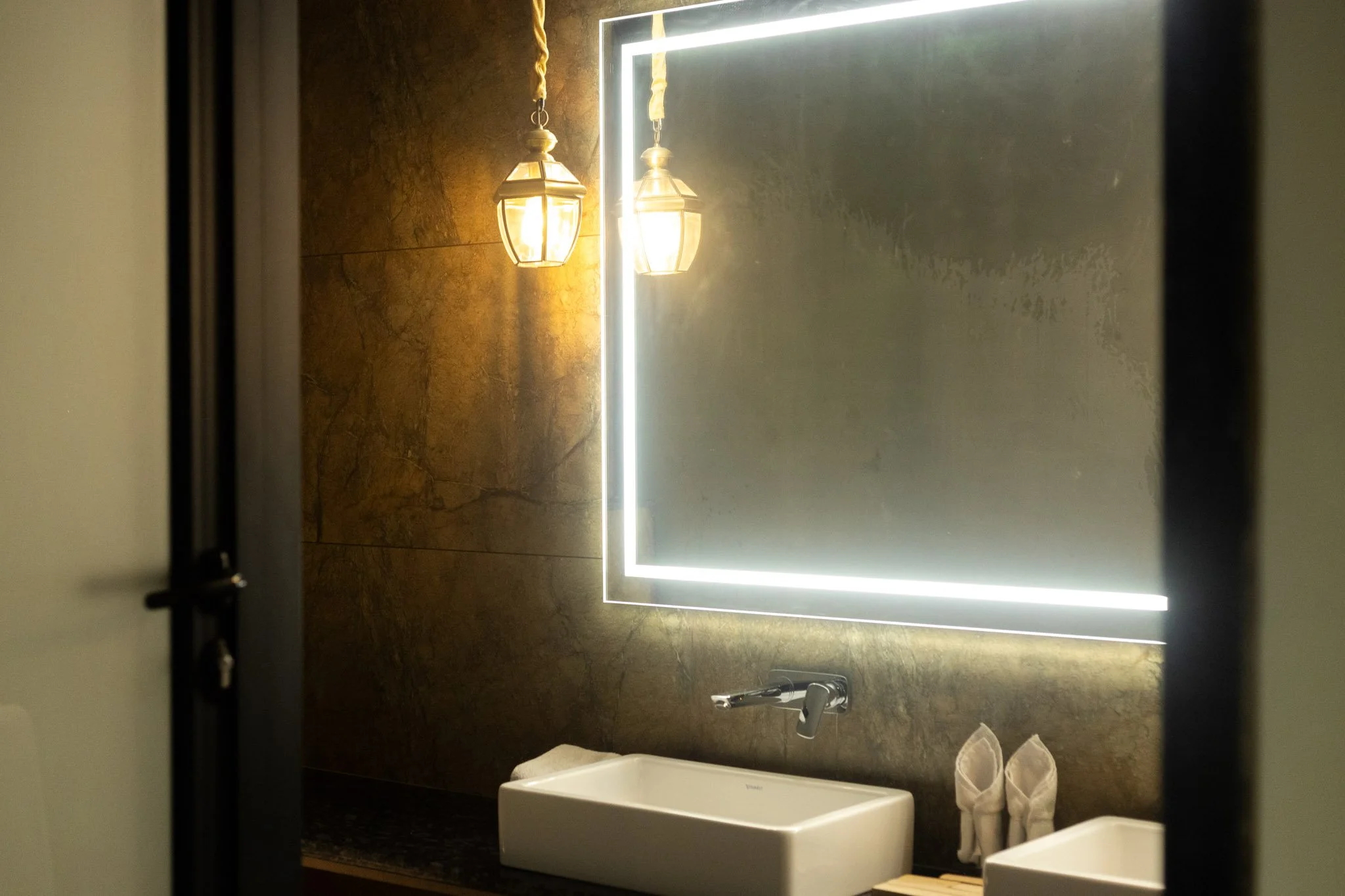 to upload on website 3-06.jpg