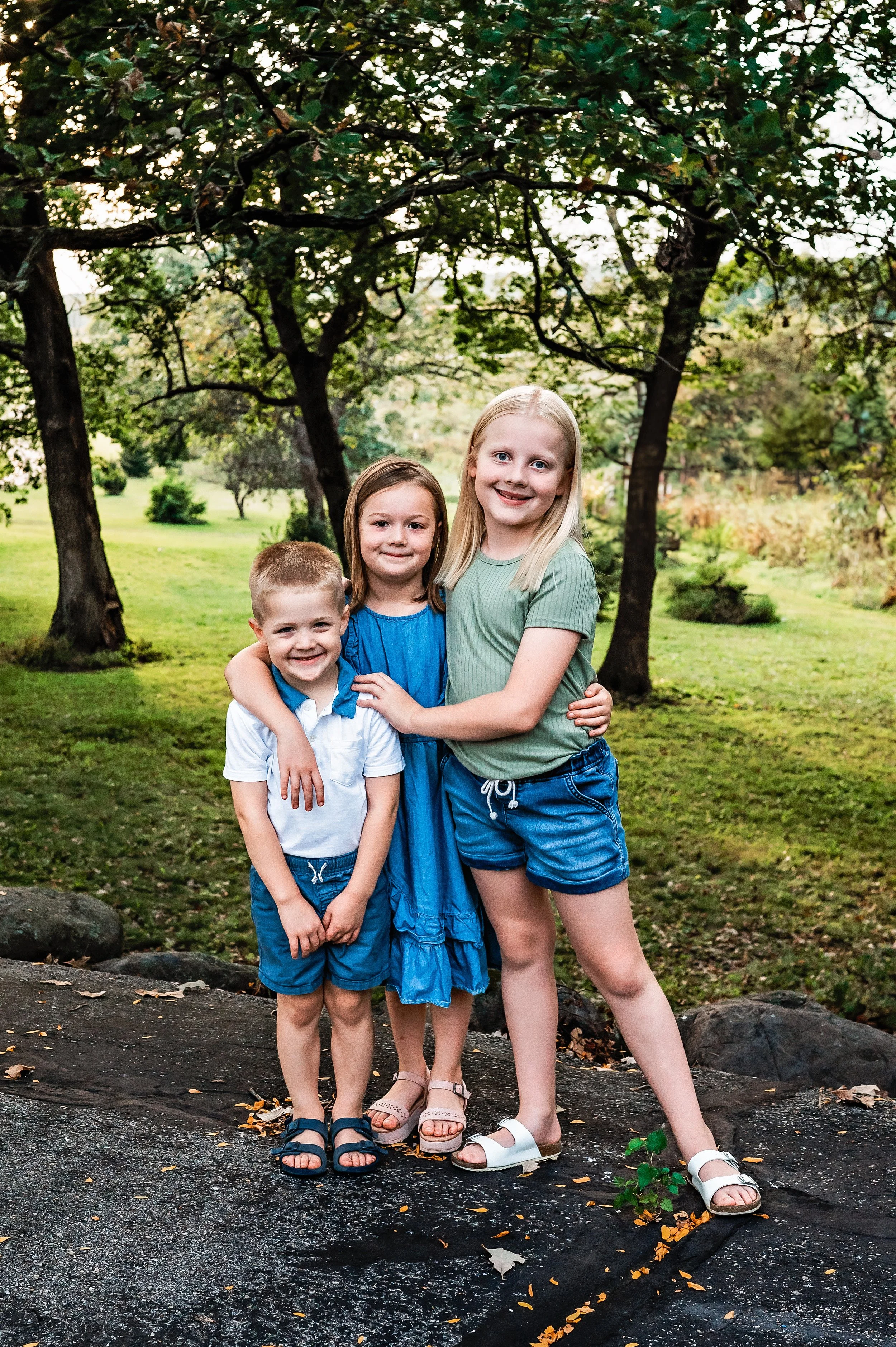 family photography sesssions in waterloo wisconin.jpg