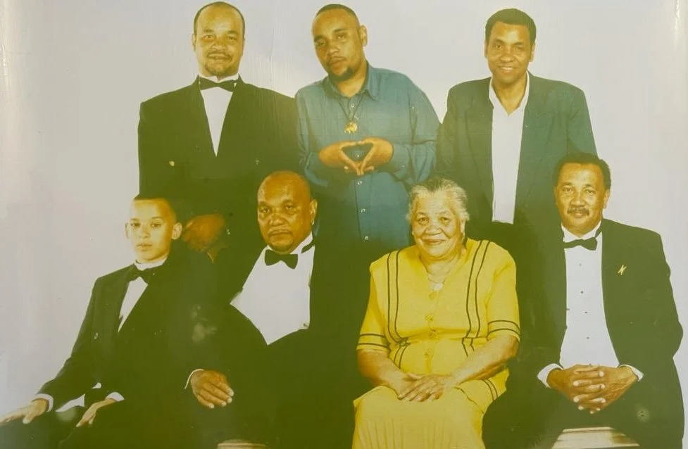 Steve and family .jpeg