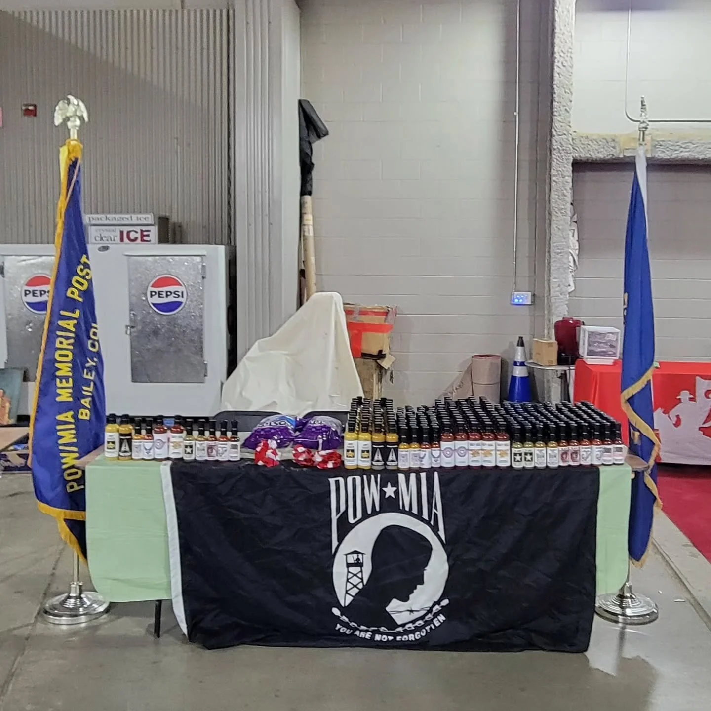 Come see us at the @westernaires_  Annual Show this weekend. A great time to stock up on your favorite sauces for a great cause, veterans!