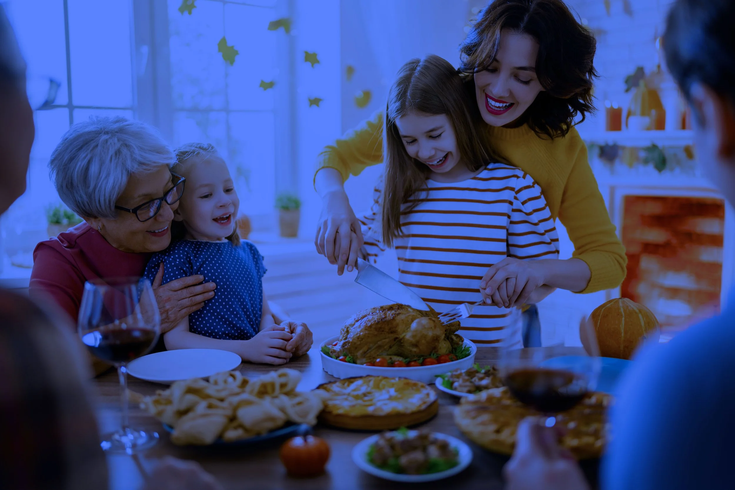 10 Ways to Embrace Gratitude This Thanksgiving