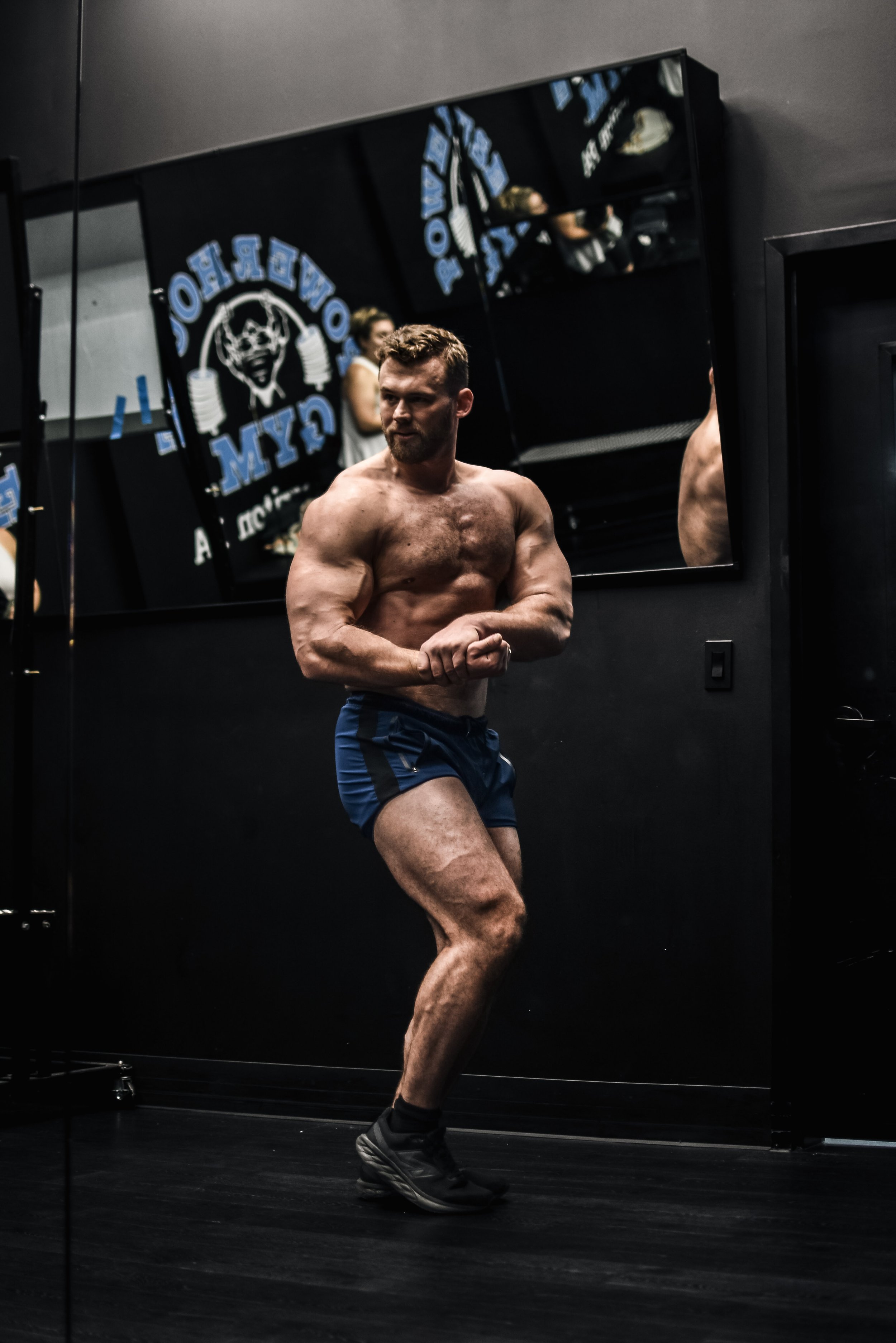 Zakary Edington side chest