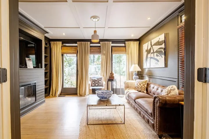 Downtown Pied-a-Terre Living Room5.jpg