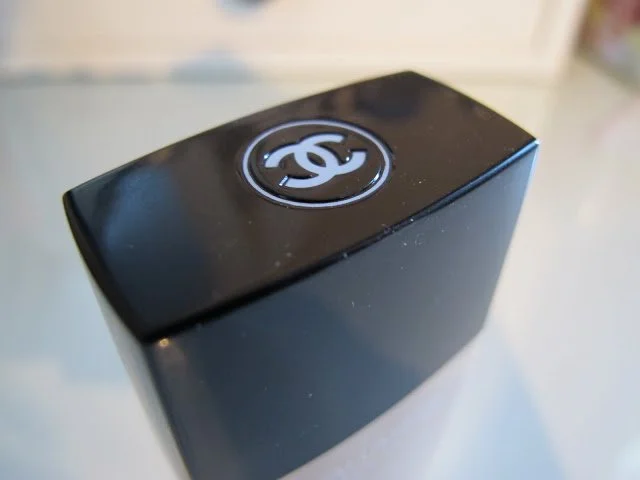 Chanel Vitalumiere Aqua