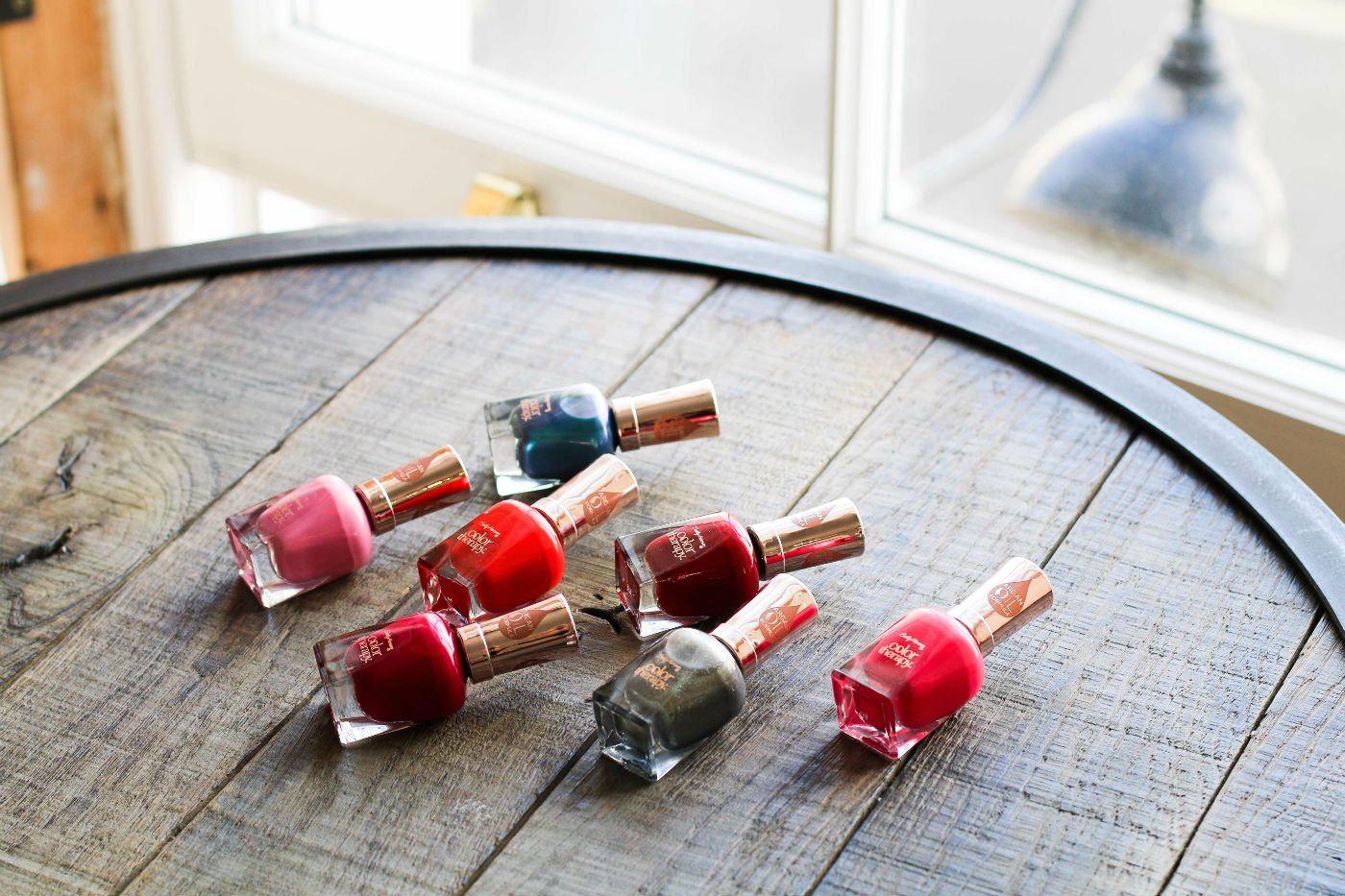 NOURISHING NAILS | AD