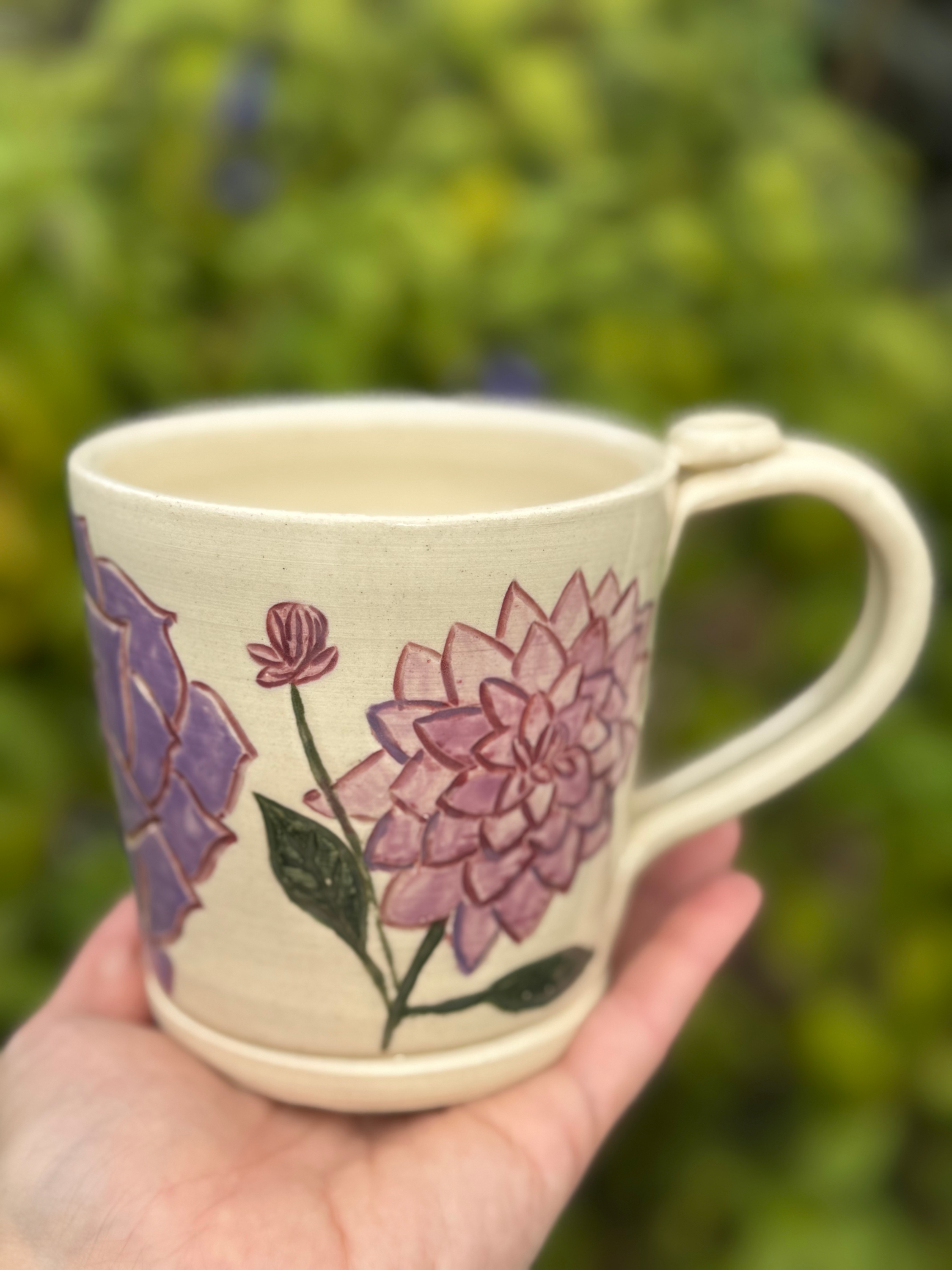 Blooming Dahlia Mug