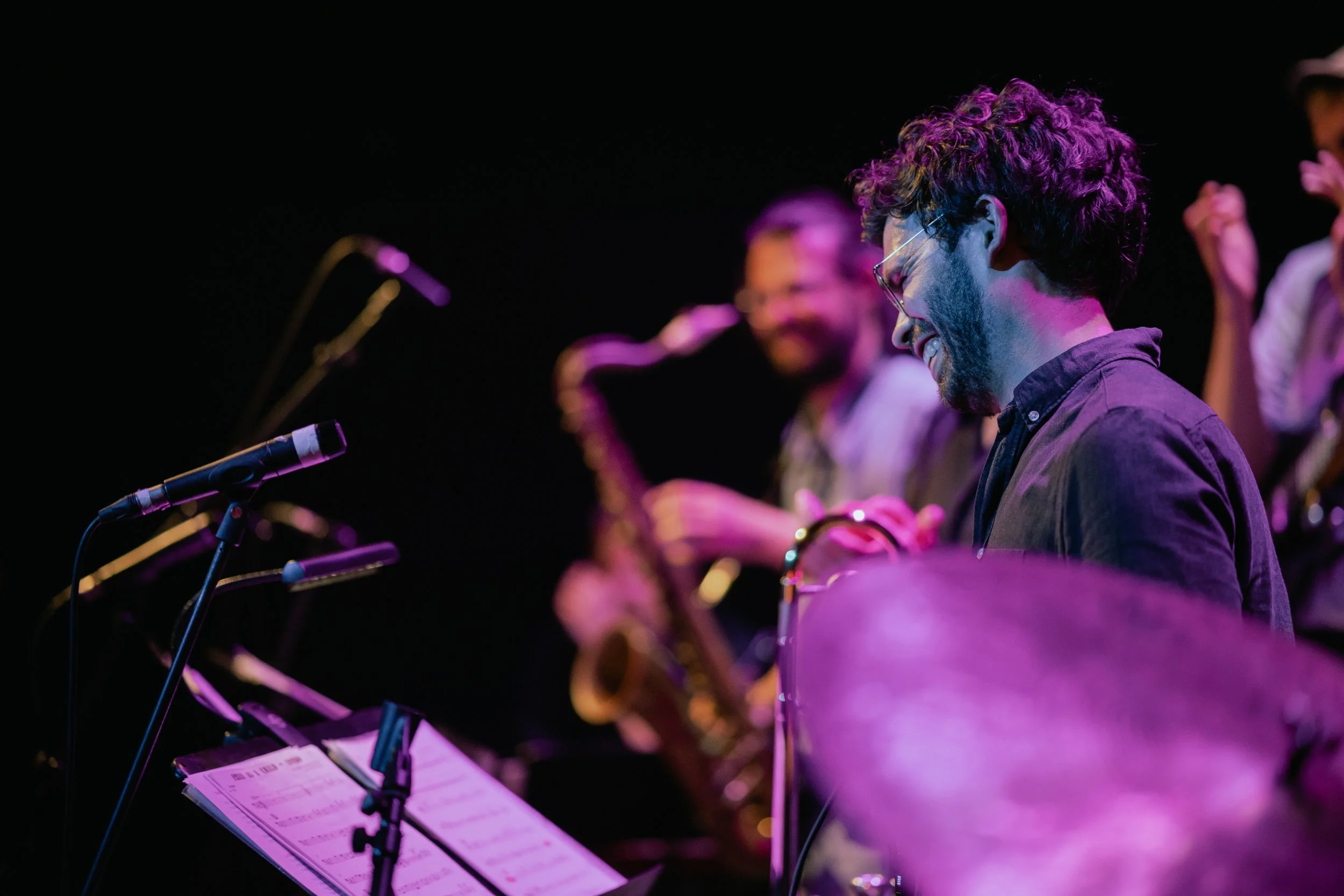 J's Seven Schon Schön-3061 copy.jpg