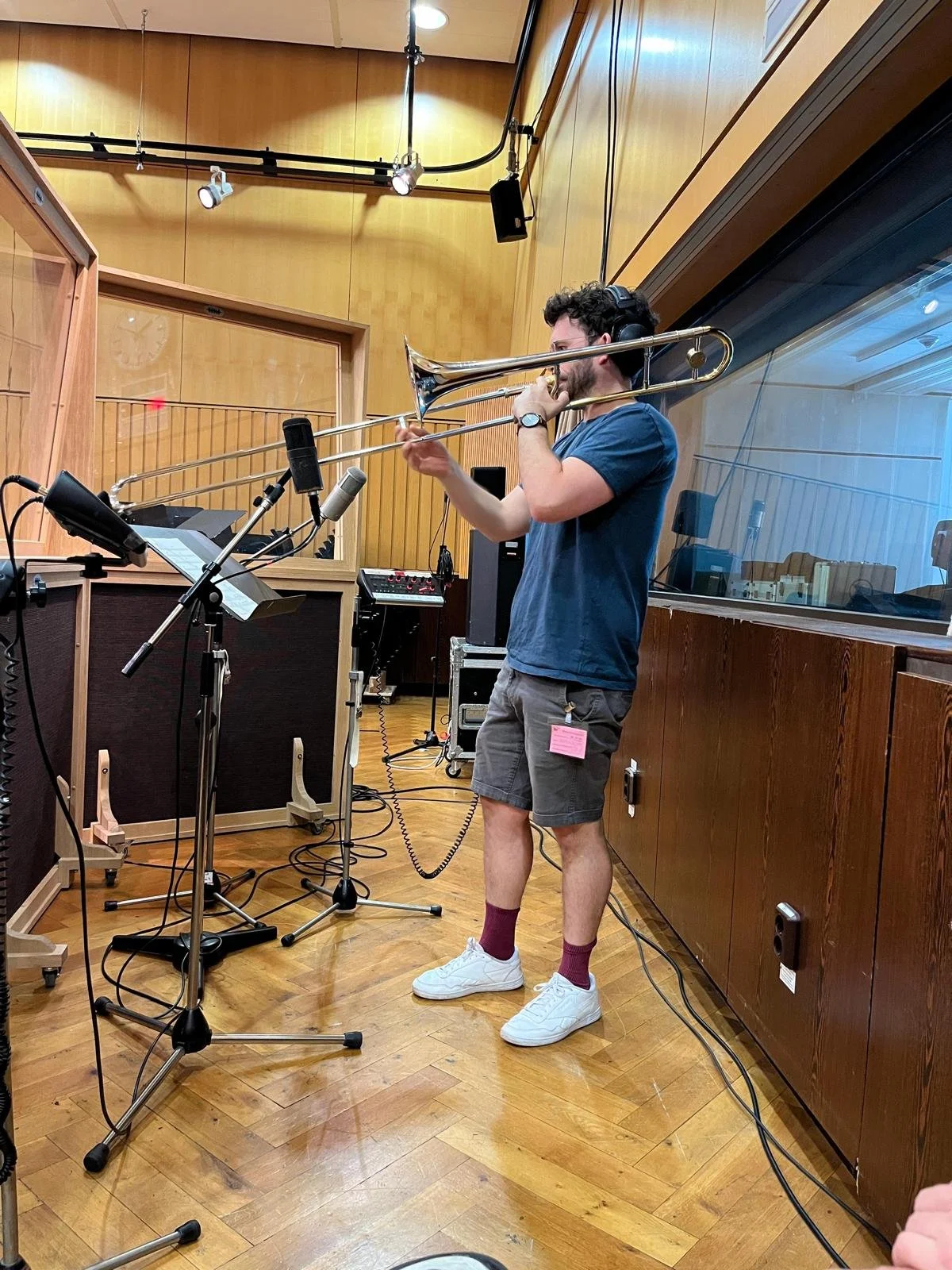 WhatsApp Image 2025-12-01 at 16.11.55 (1).jpeg