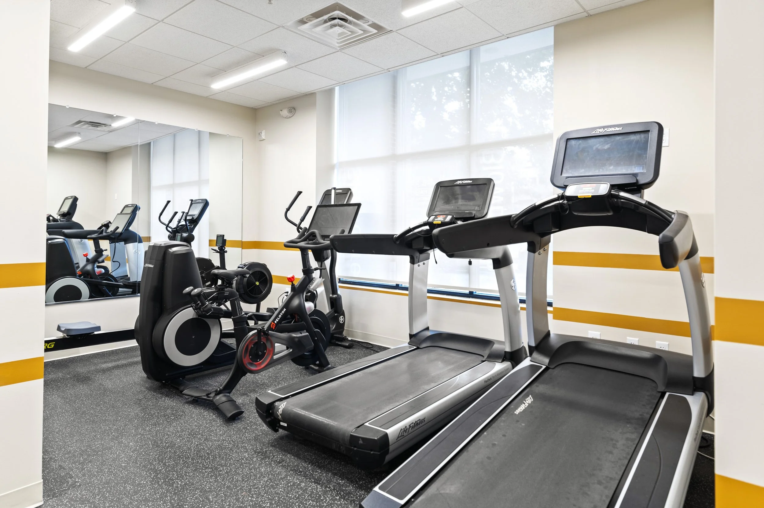FITNESS CENTER 1.jpg