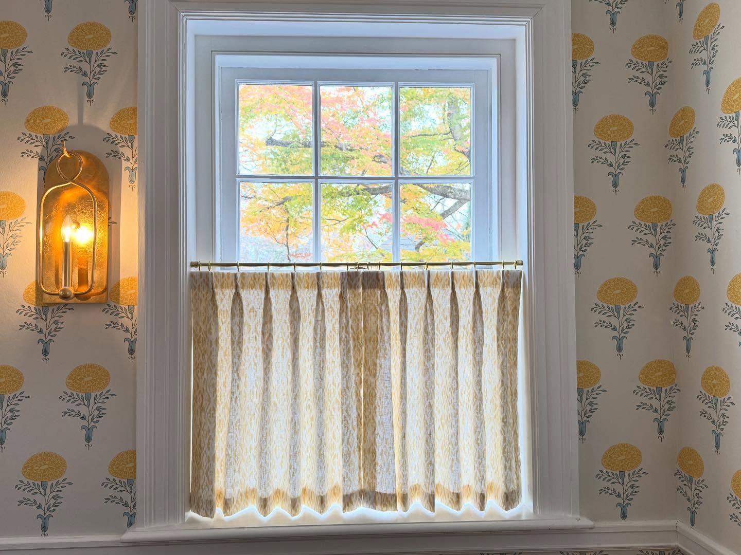 Sunshine on a cloudy day! #draperydesign