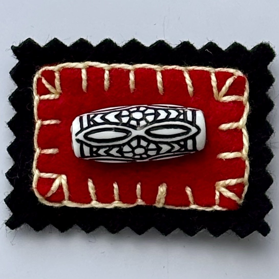 Detailed Bead Felt Magnet