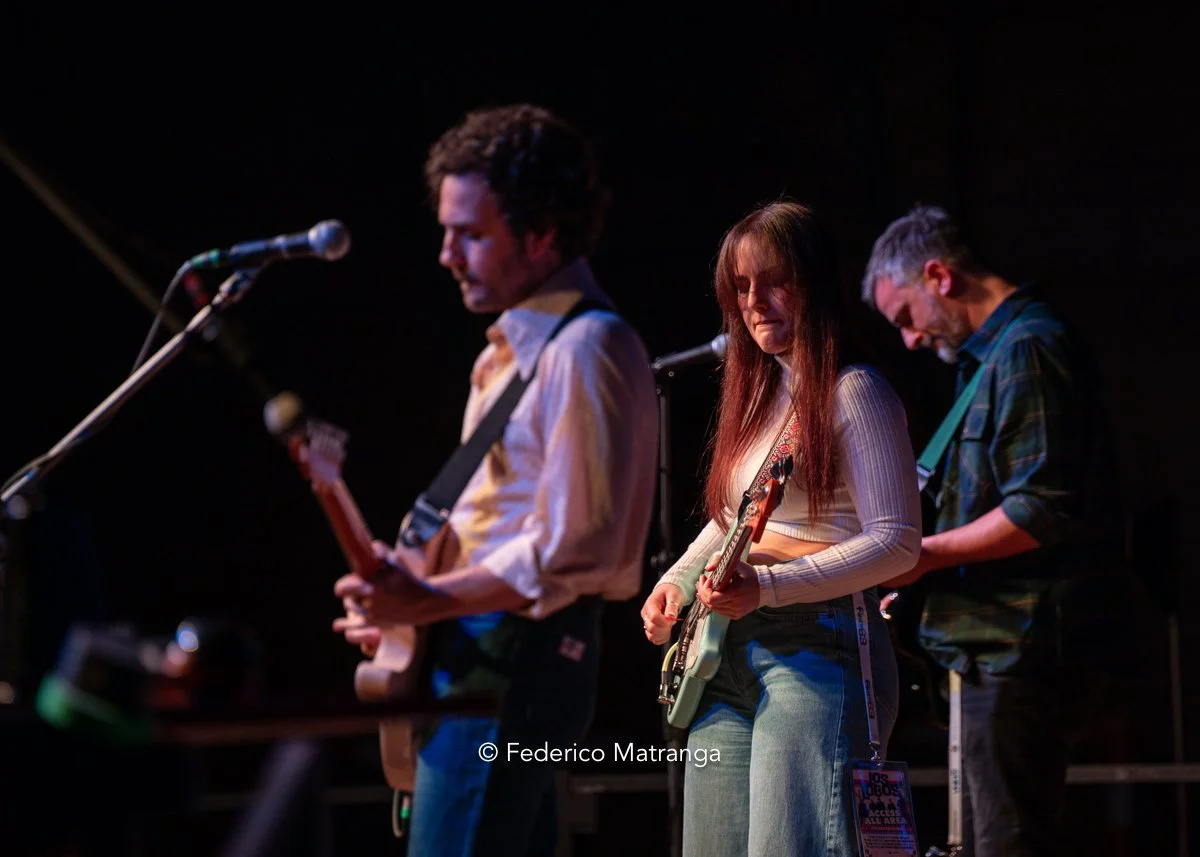 Black Tails - Los Lobos Chiari Electric-9.jpg