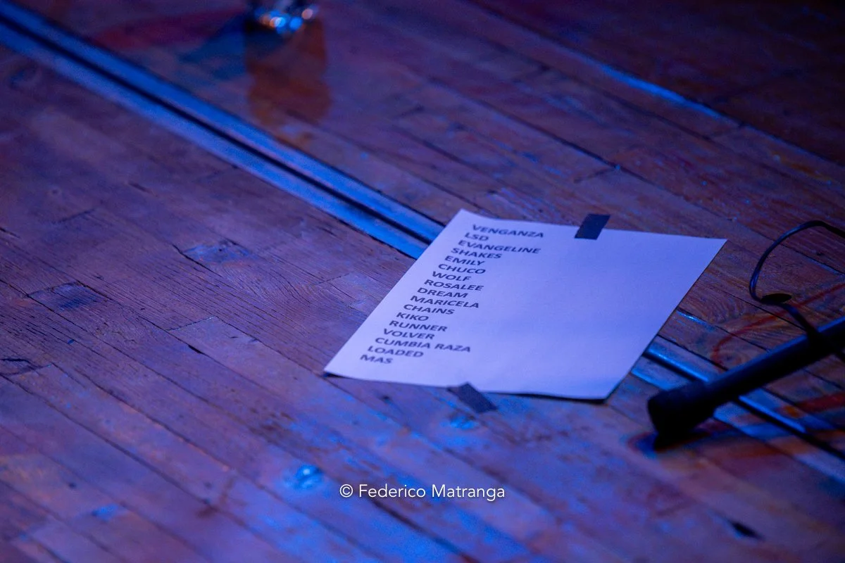 Black Tails - Los Lobos Chiari Electric-11.jpg