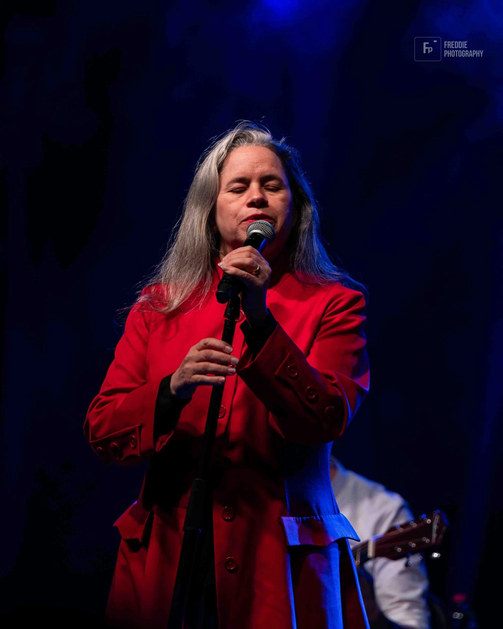 Natalie_Merchant_Live_in_Chiari_2023_FreddiePhotography-13-2-scaled (1).jpg