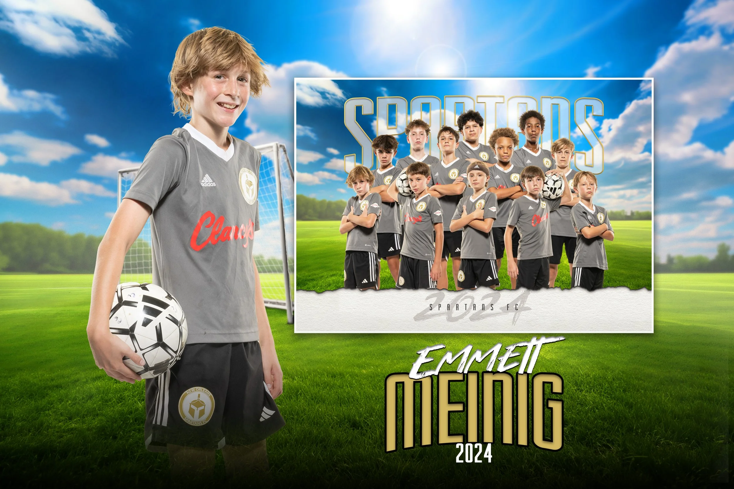 Ein junger Junge in einem grauen Fußballtrikot, der einen Fußball in der Hand hält, steht auf einem Fußballfeld mit einem Tor im Hintergrund. Auf der rechten Seite befindet sich eine Gruppe weiterer Jungen in gleichen Trikots, die für ein Teamfoto posieren, mit dem Text 'SPARTANS FC' darüber. Unten steht 'EMMETT MENG 2024'.