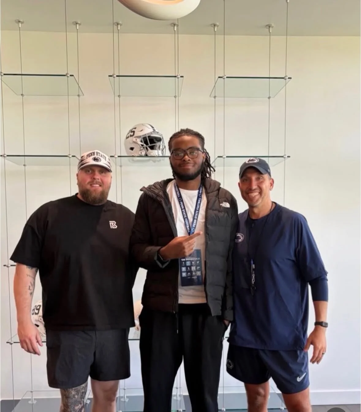 🚨Congratulations to TY WINN on receiving an offer from PENN STATE UNIVERSITY!!! 🔵⚪️ Major accomplishment!! @tyy.winn28 

@psudylan @pennstate.recruits @recruitpsu @psu_recruiting @prettyface_fee @richjonesforever