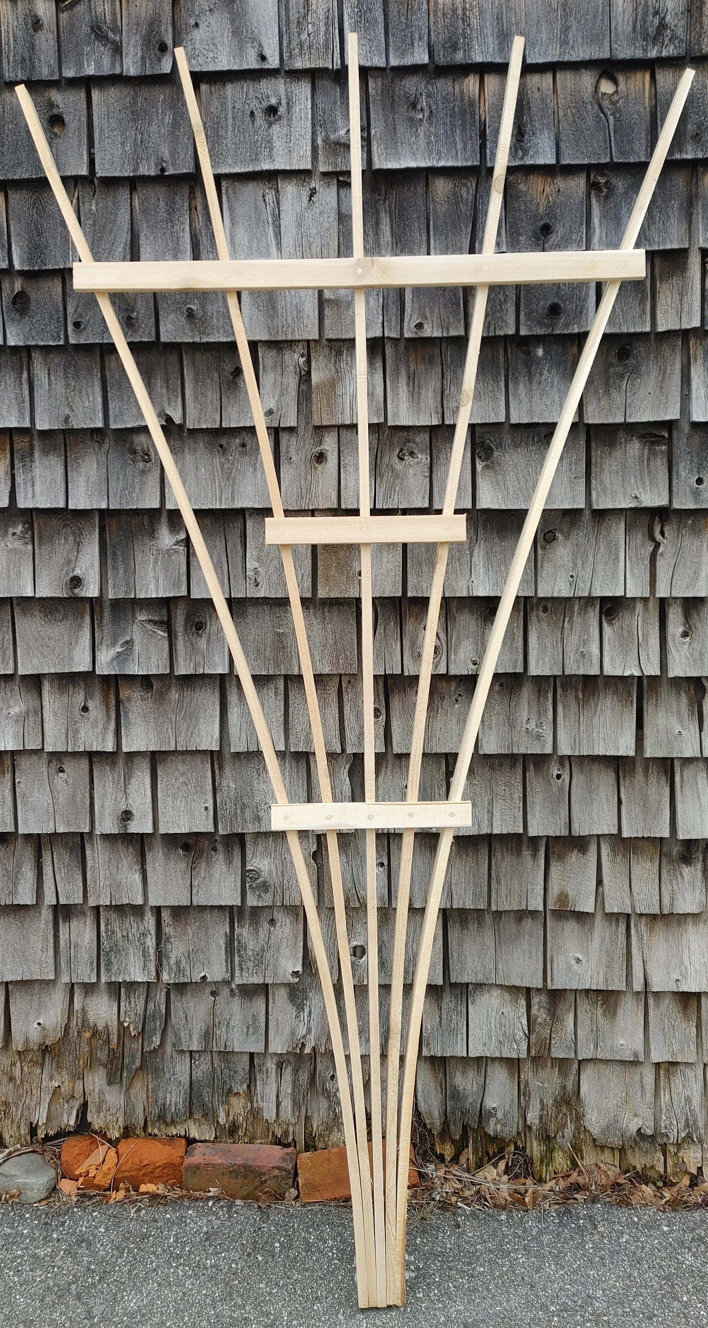 Cedar Fan Trellises — Graying Wolf Woodworks - Discover Maine Made Wood ...