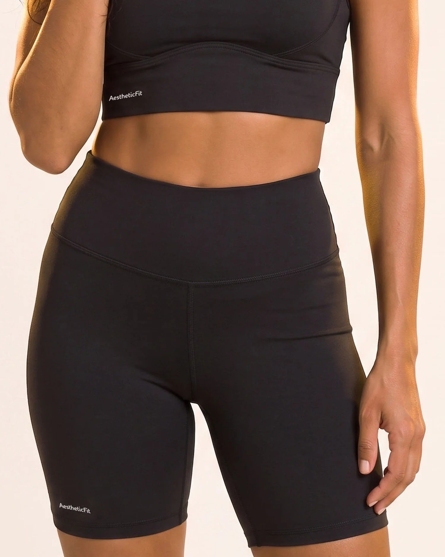 aestheticfit-motion-shorts-black-04.jpg