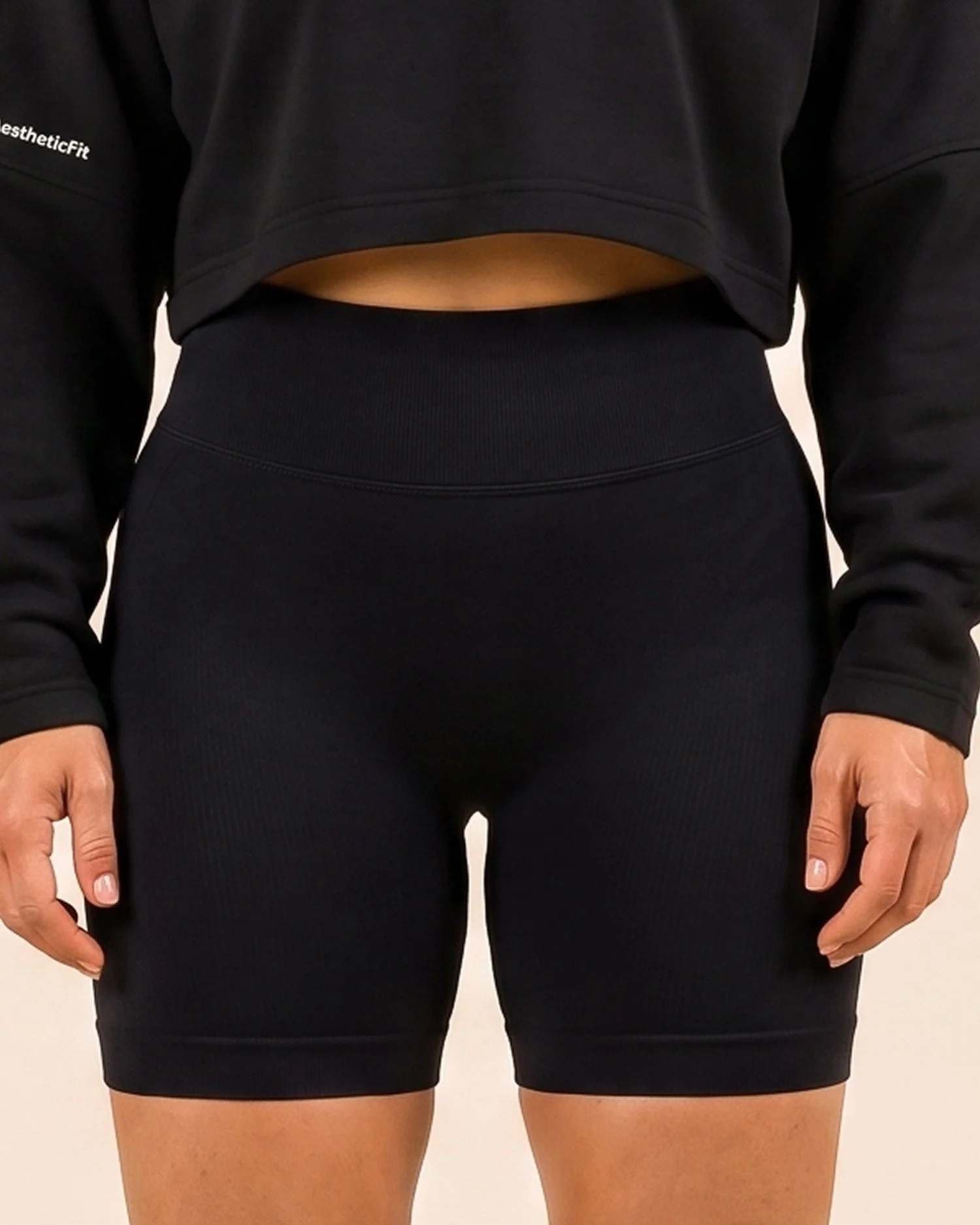 aestheticfit-halo-skyline-shorts-black-01.jpg