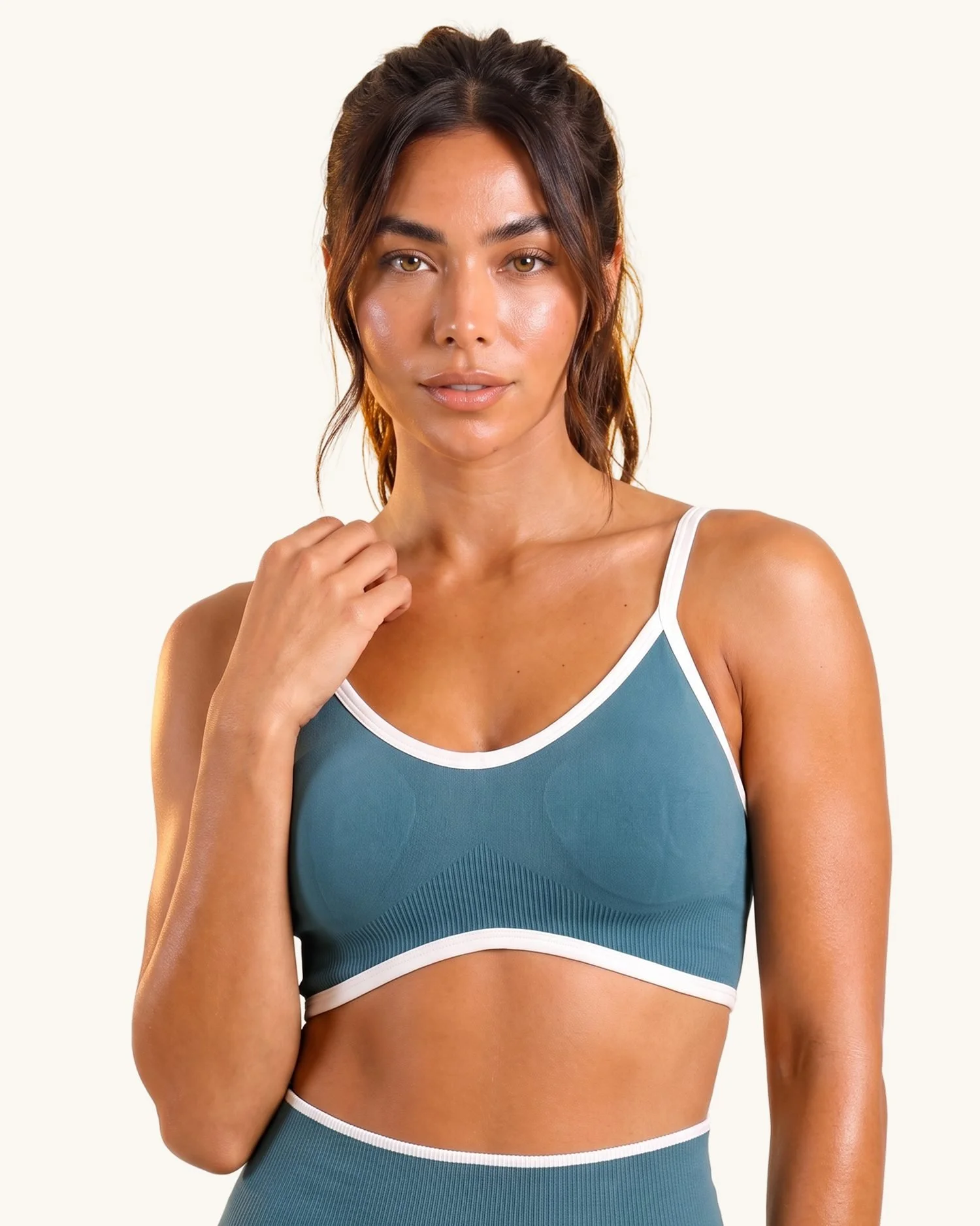 aestheticfit-courtline-aqua-01.jpg