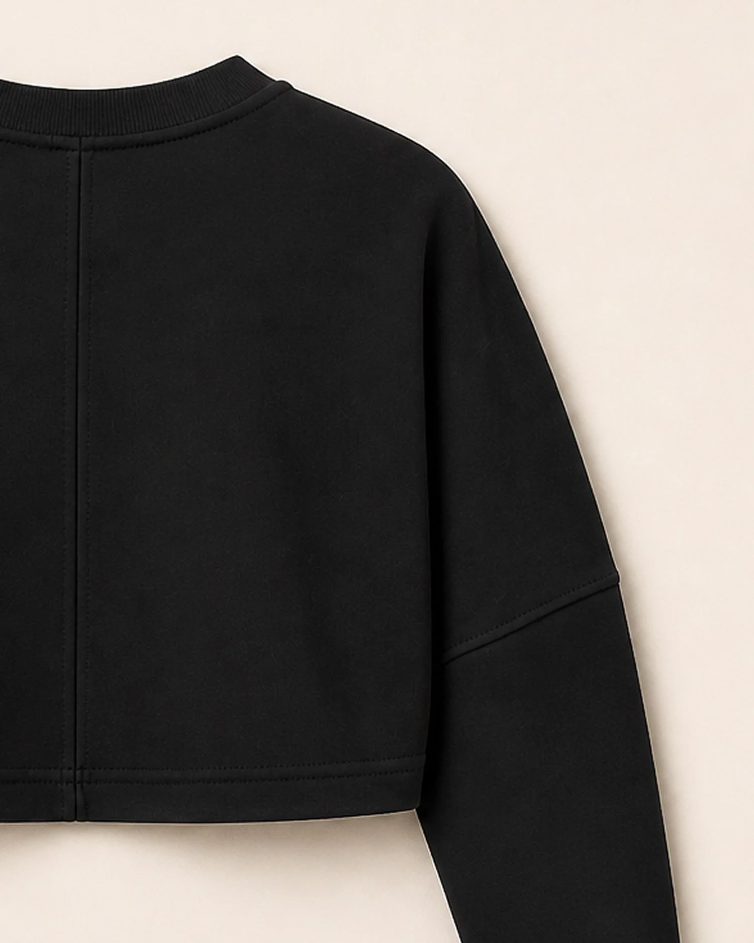 aestheticfit-clubhouse-cropped-pullover-black-02.jpg