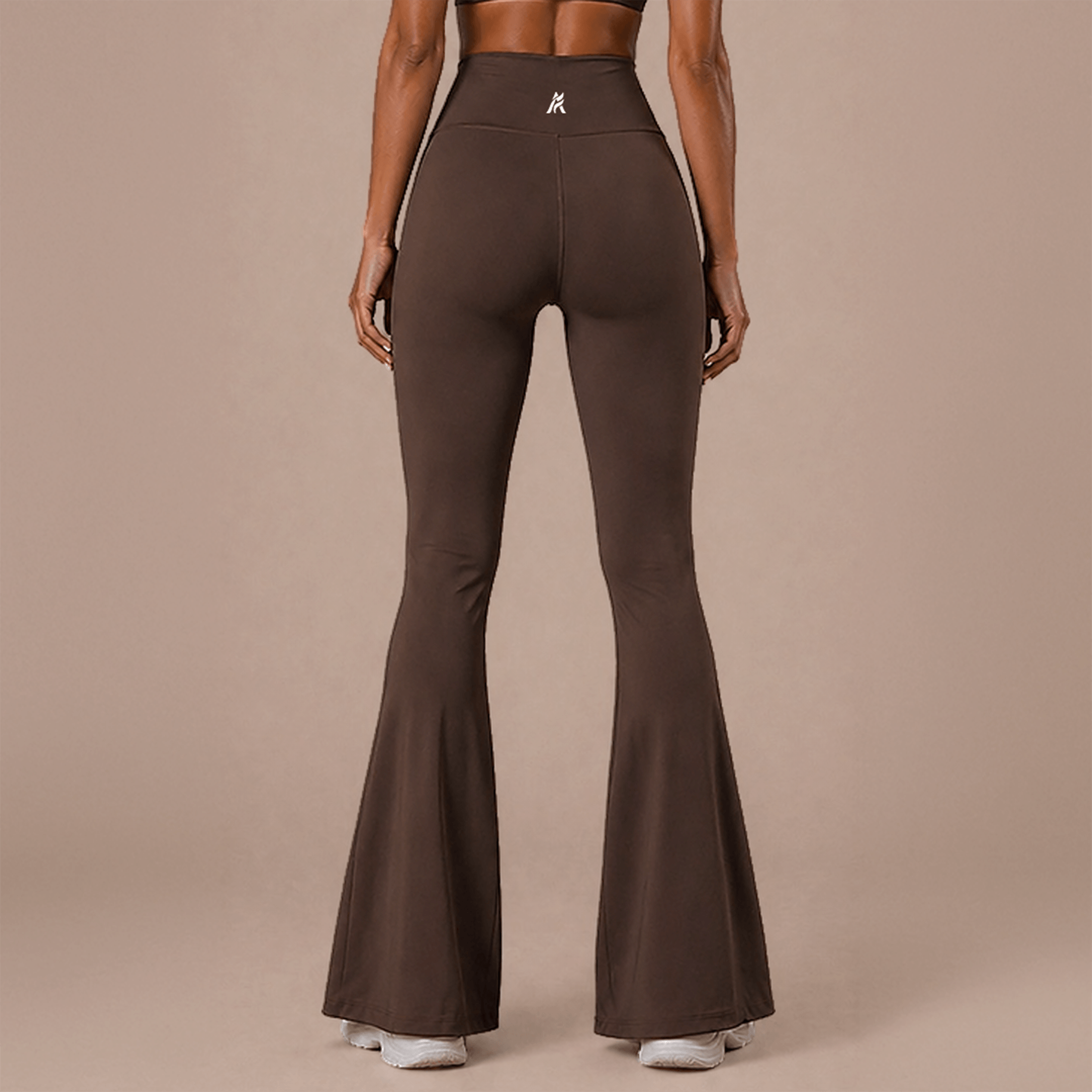 flare-sculpt-set-brown-back-view-zoom-pants-aestheticfit@2x.png (Copy)