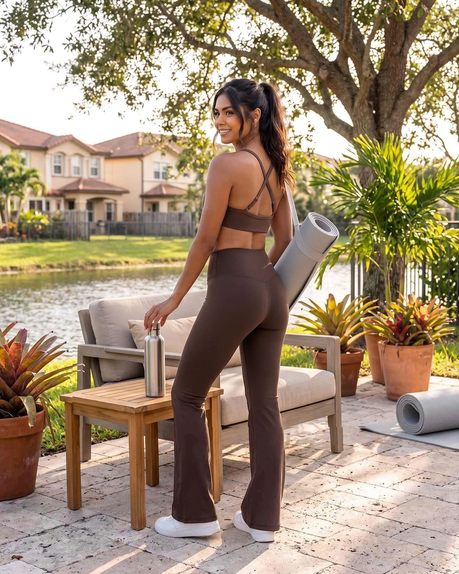 aestheticfit-flare-sculpt-legging-brown-05.jpg