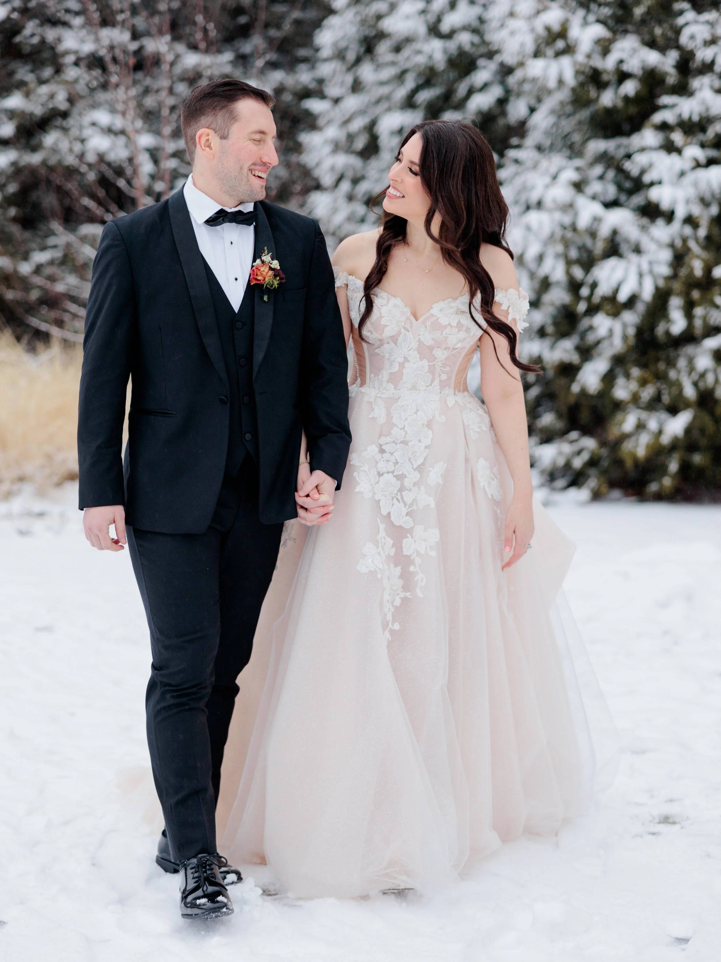 Winter%2BWedding%2BPhotography.jpg