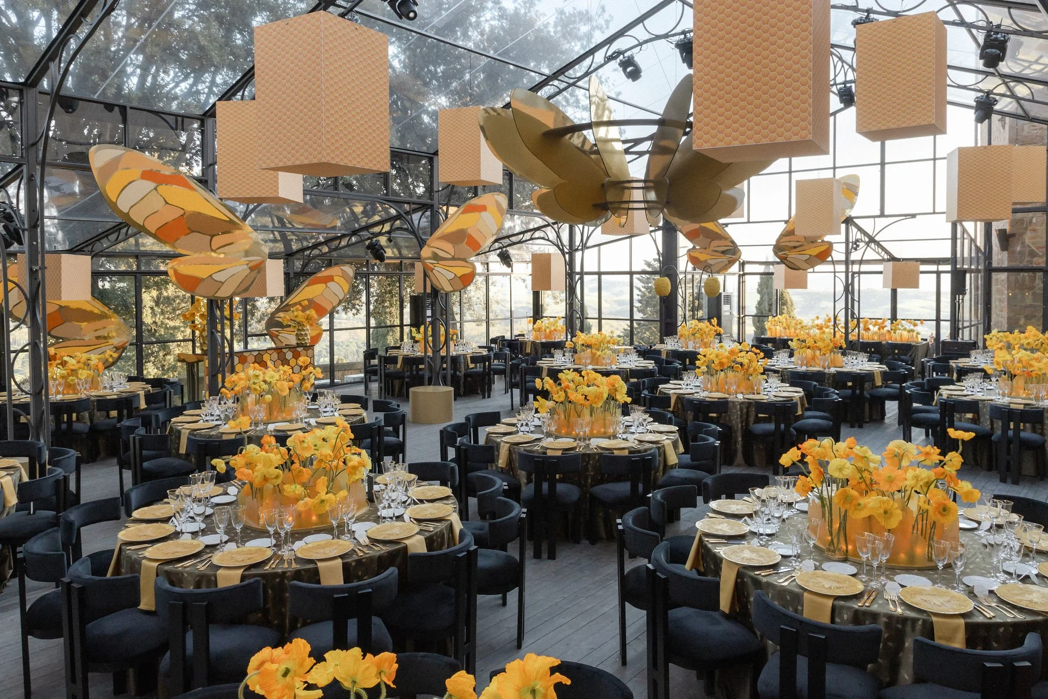 DanielColvinPhotography_Engage25Tuscany_NightTwoDecor_0023.jpg