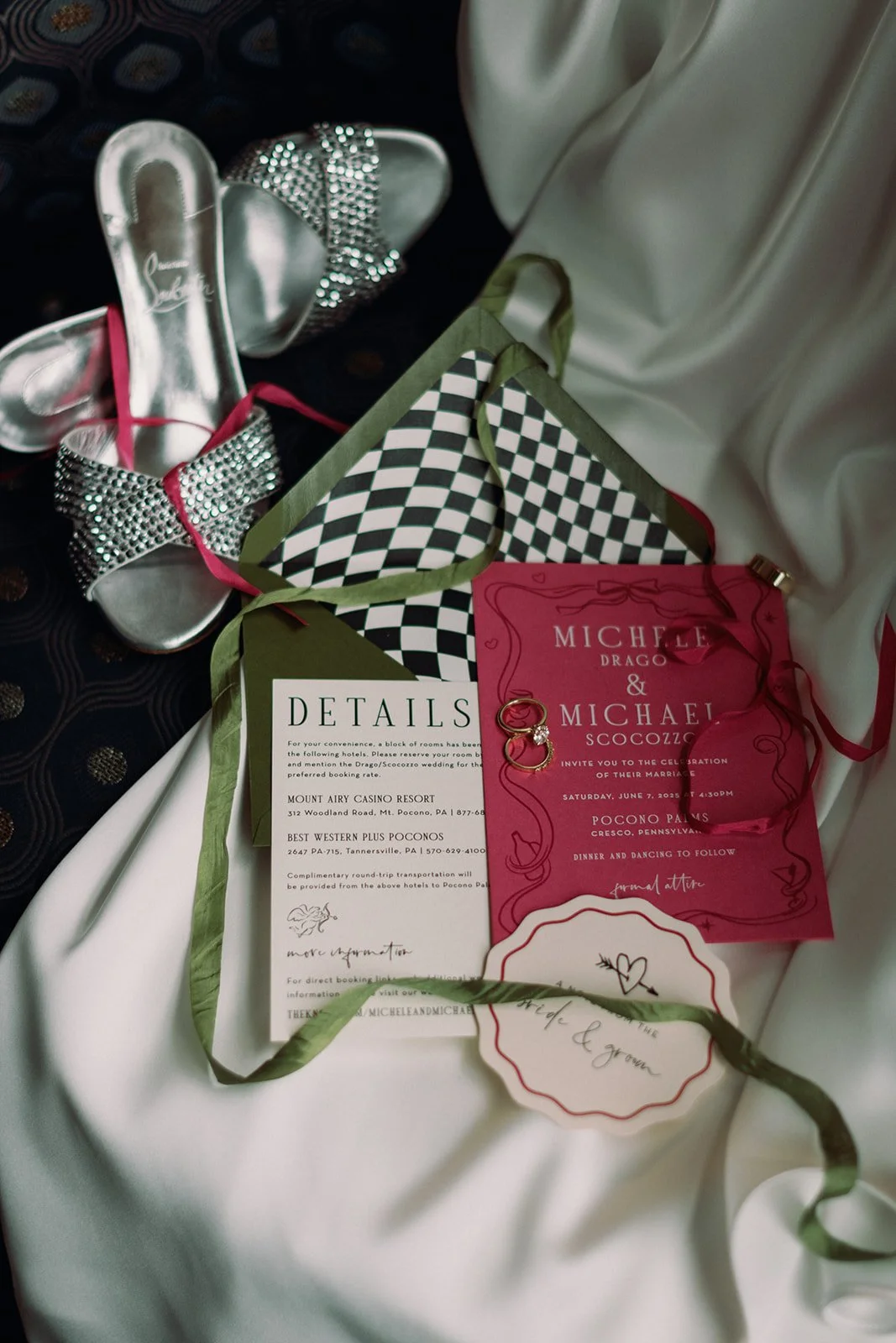 du_soleil_photographie_associates_michele_michael_pocono_palms_preview-1.jpg