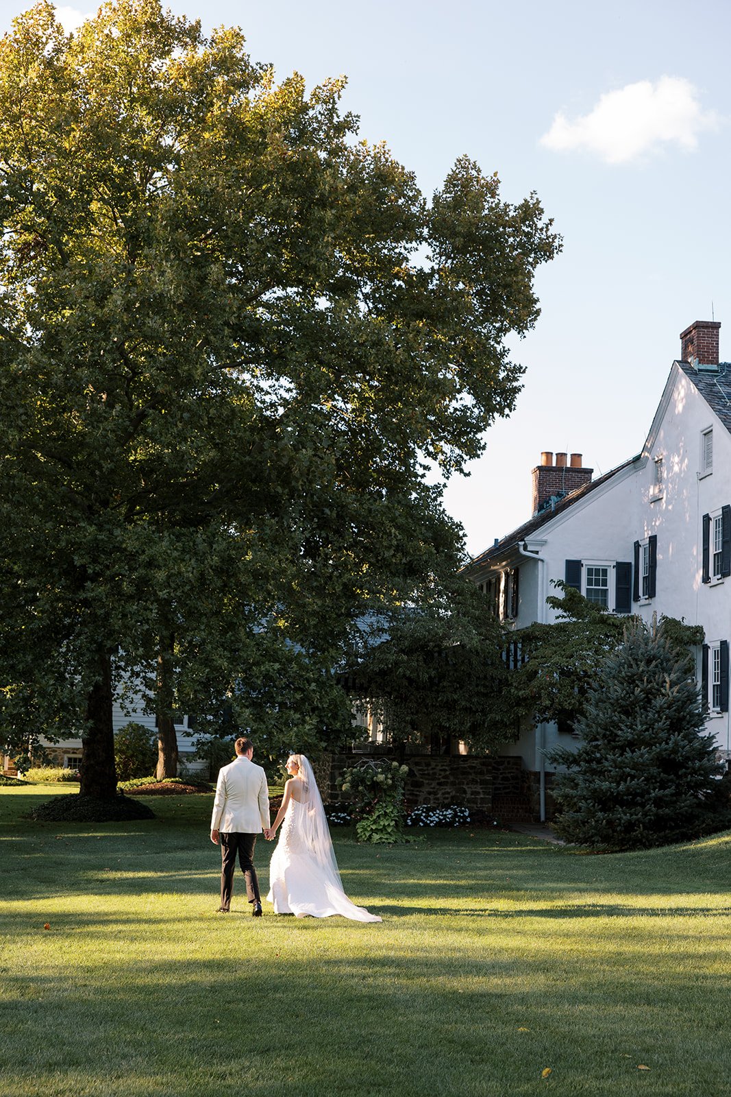 Couple Photo Portraits at Saucon Valley Country Club.jpg