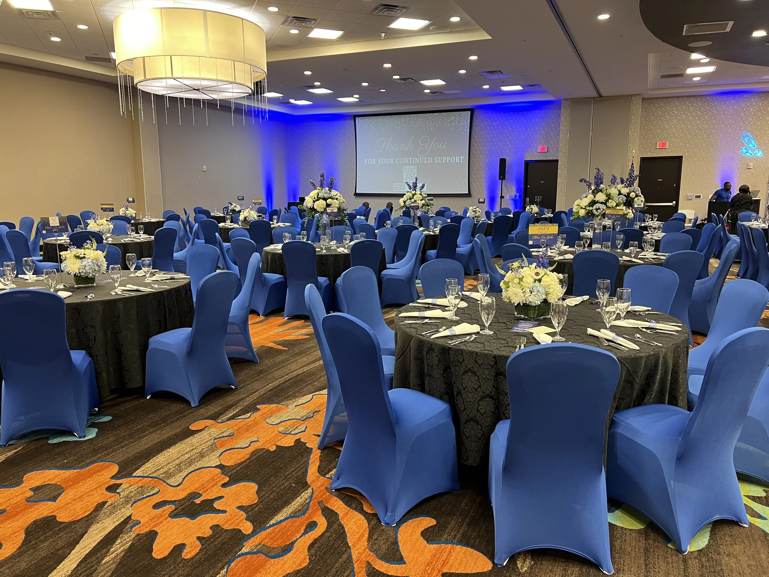 Blue Black dressed party table