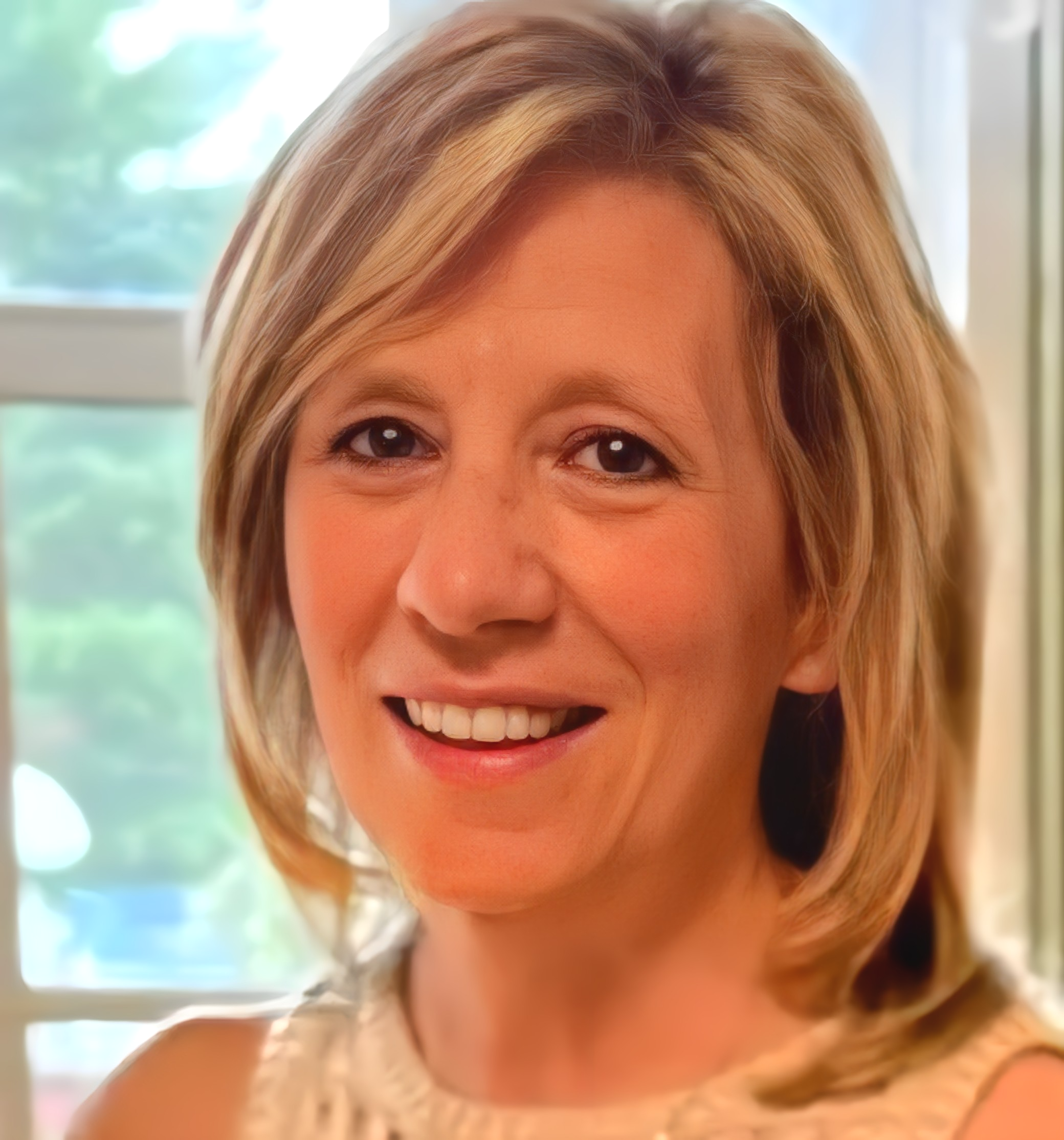 Pediatric Speech-Language Pathologist with over 30 years of experience
