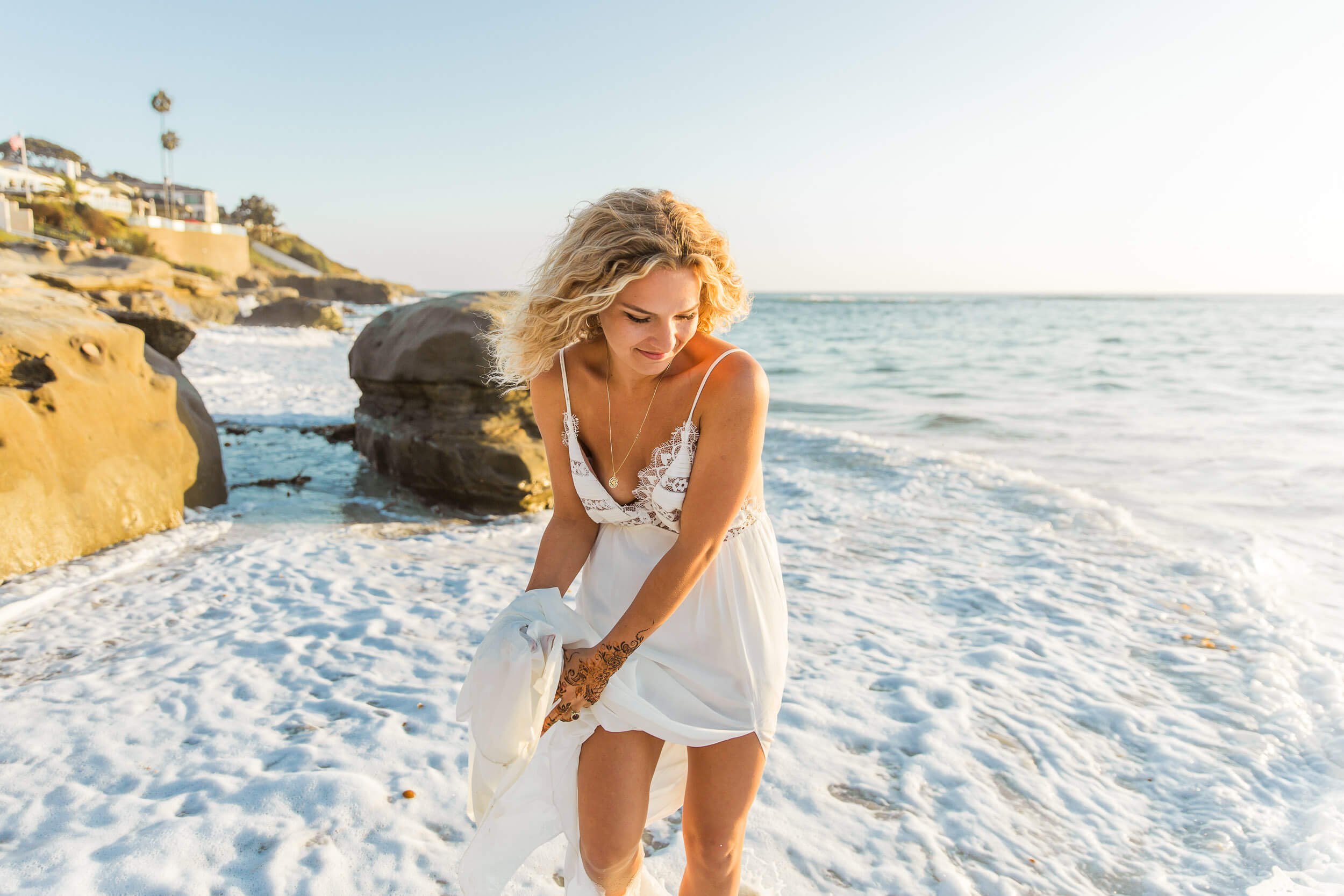 La Jolla Beach Bachelorette Photoshoot-60.jpg