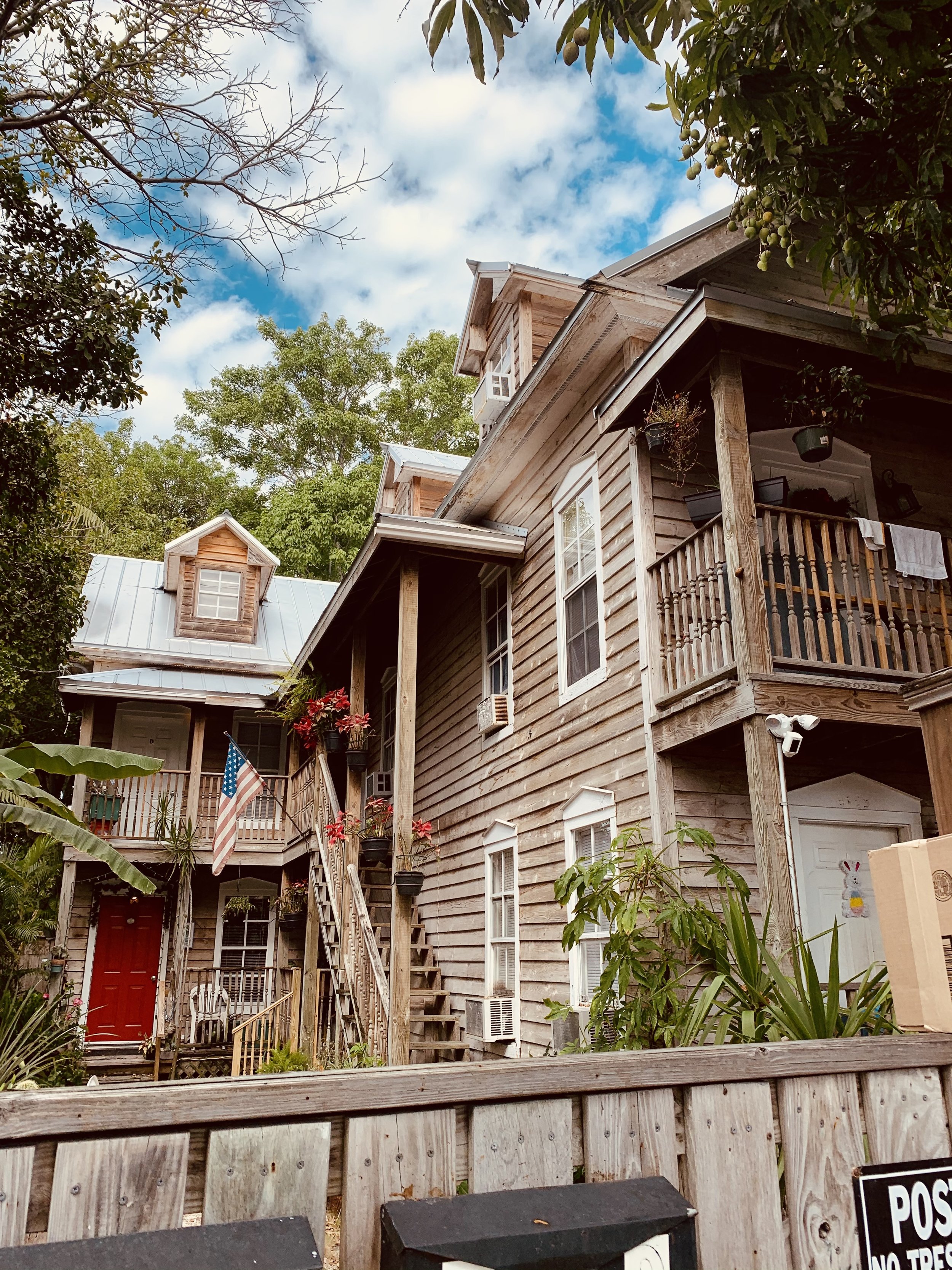 The earthy tones evoked a sense of being rooted and natural. [Key West, FL].
