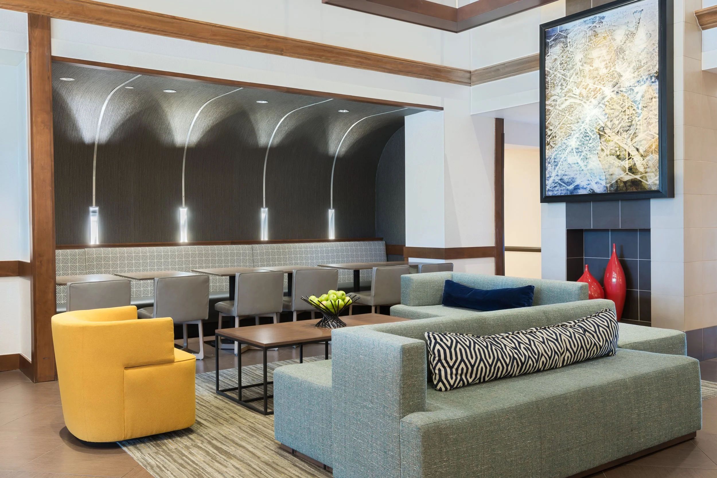 Hyatt-Place-Boston-Medford-P004-Side-Lobby-Seating.jpg