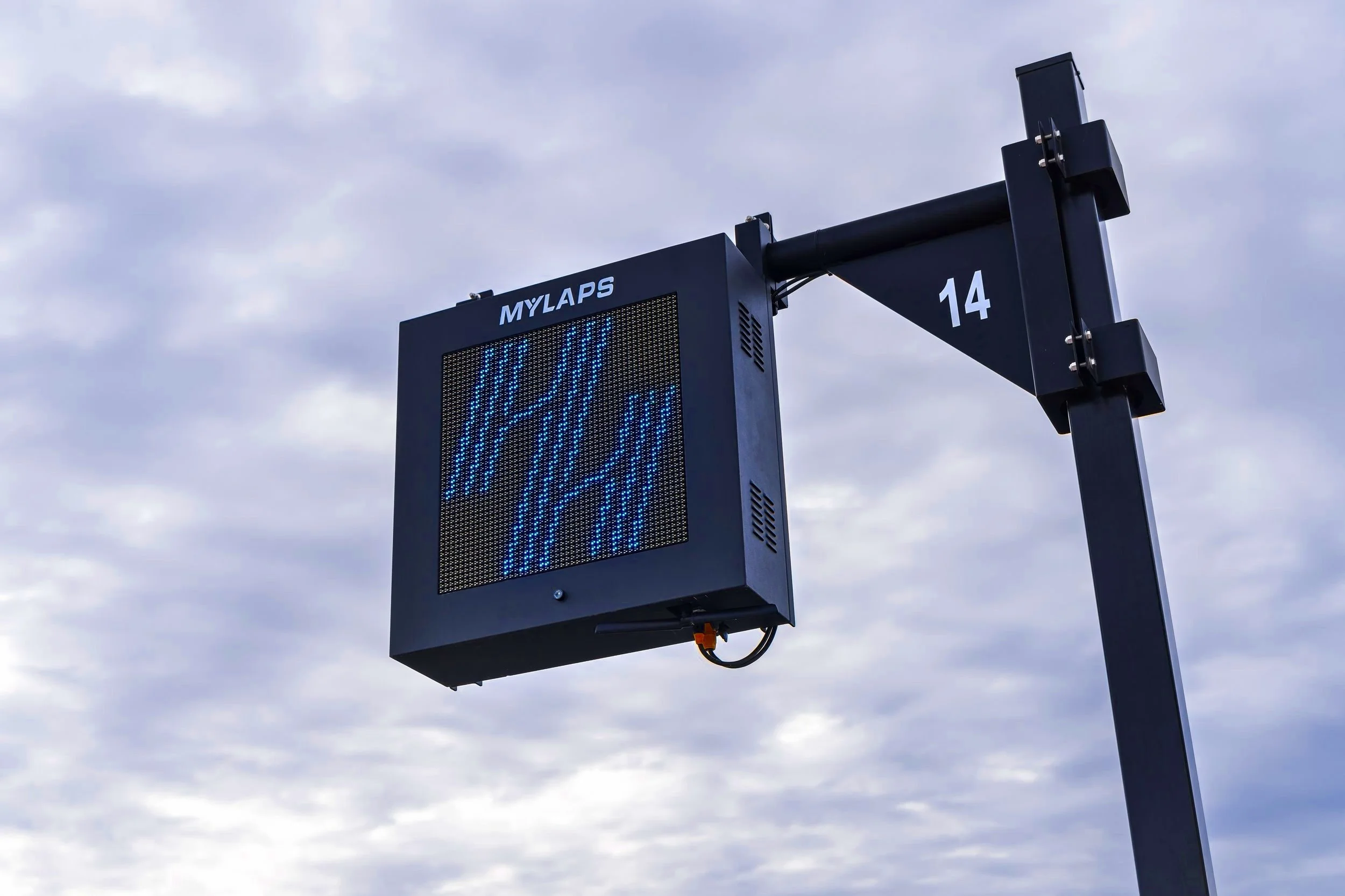 Electronic flagging panel at Hedge Hollow Raceway