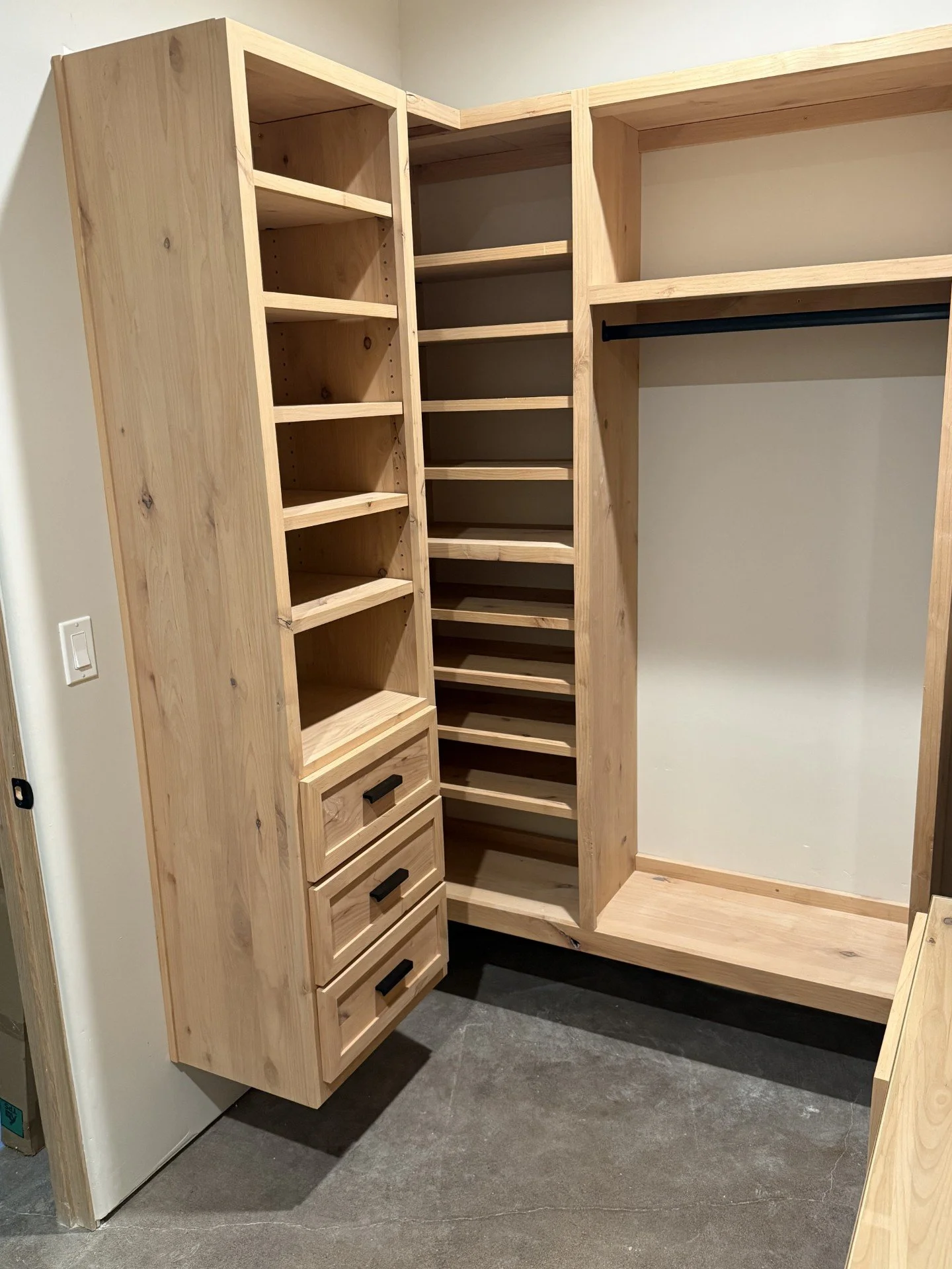 Taylor Shelves 3.jpg