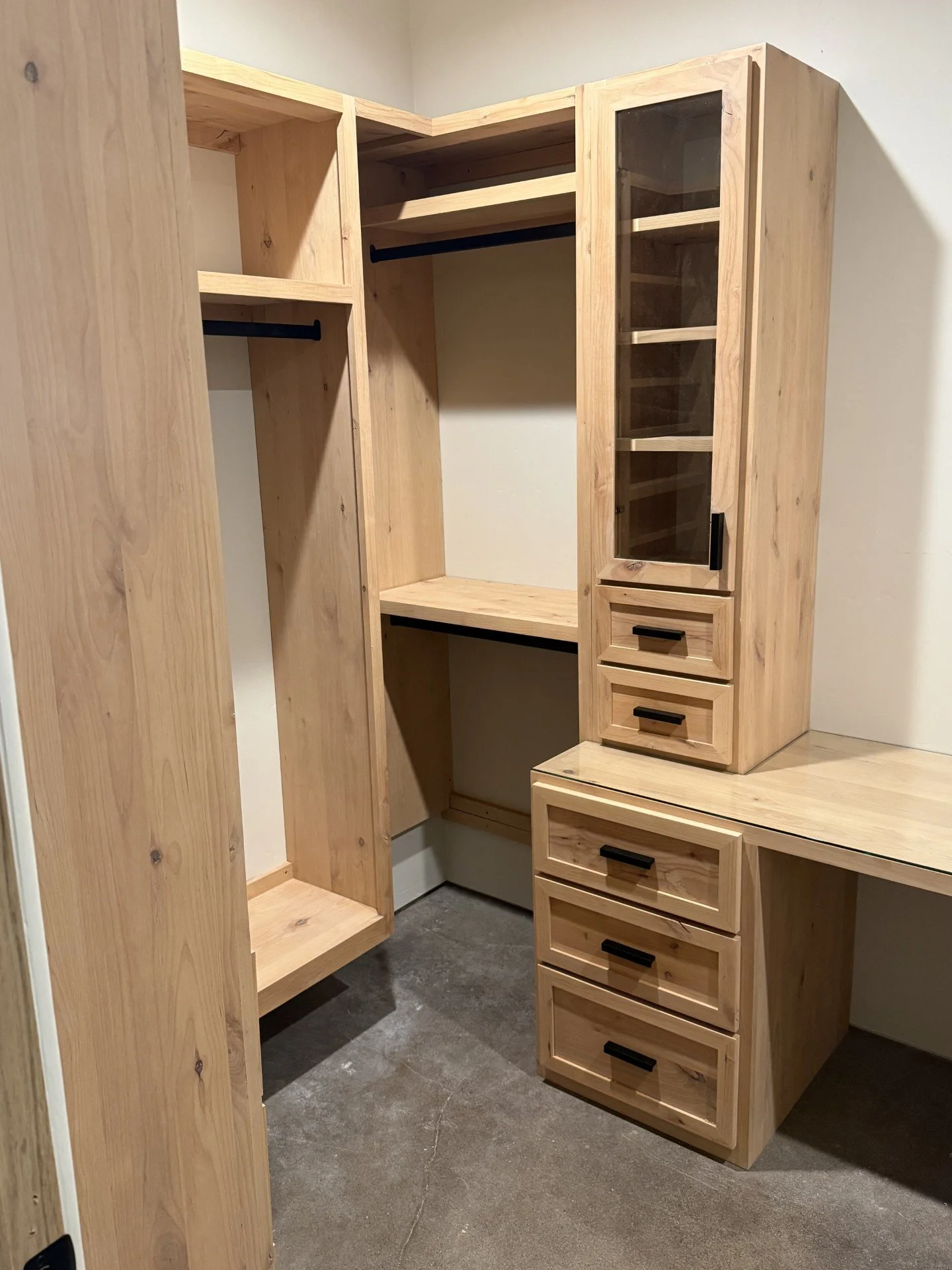 Taylor Shelves 2.jpg