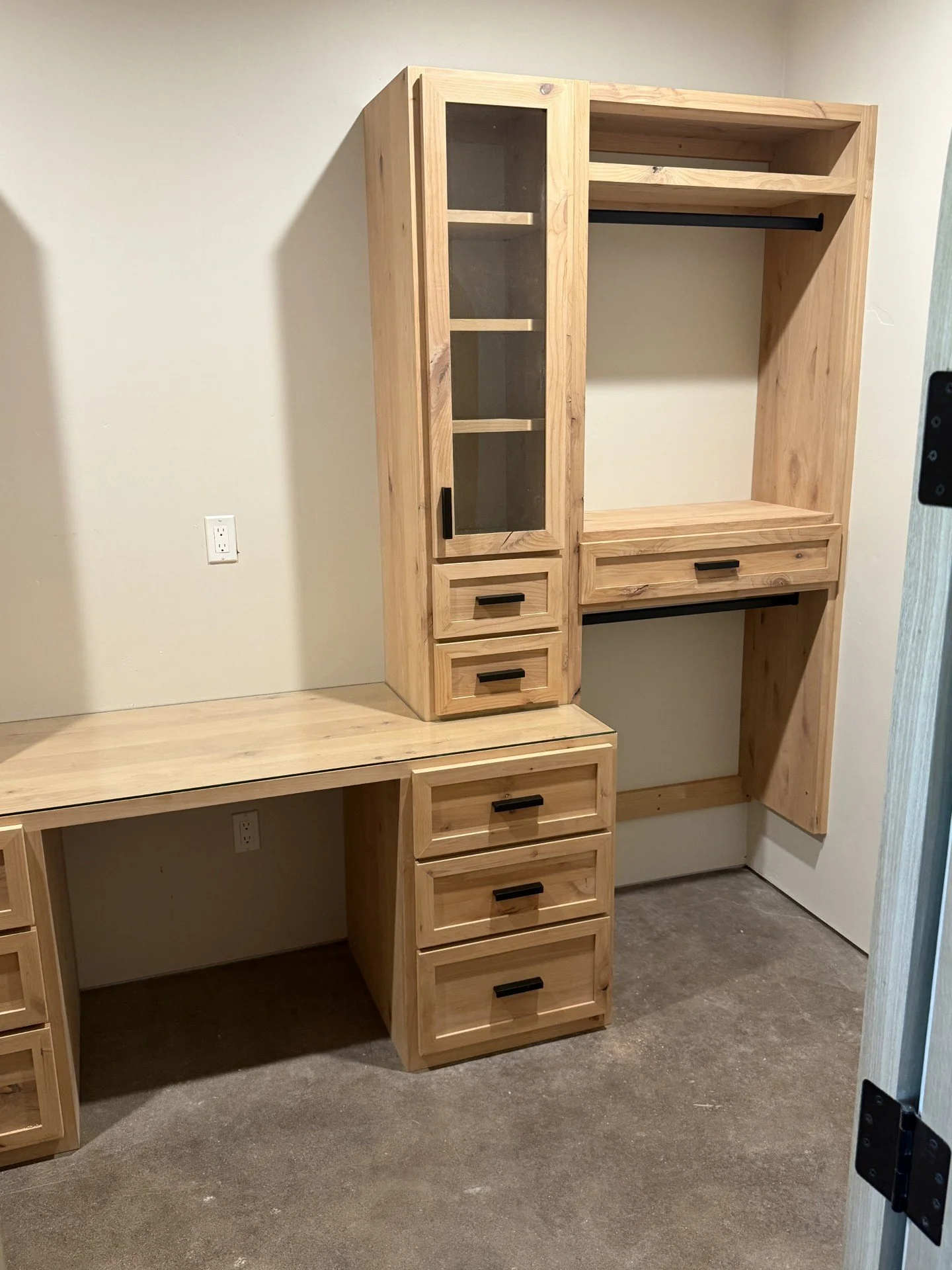 Taylor Shelves 1.jpg